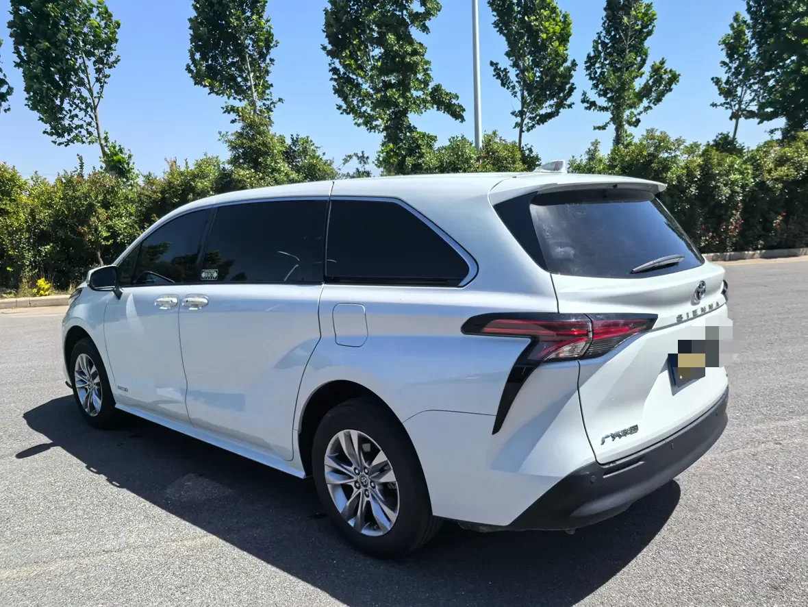 Toyota Sienna