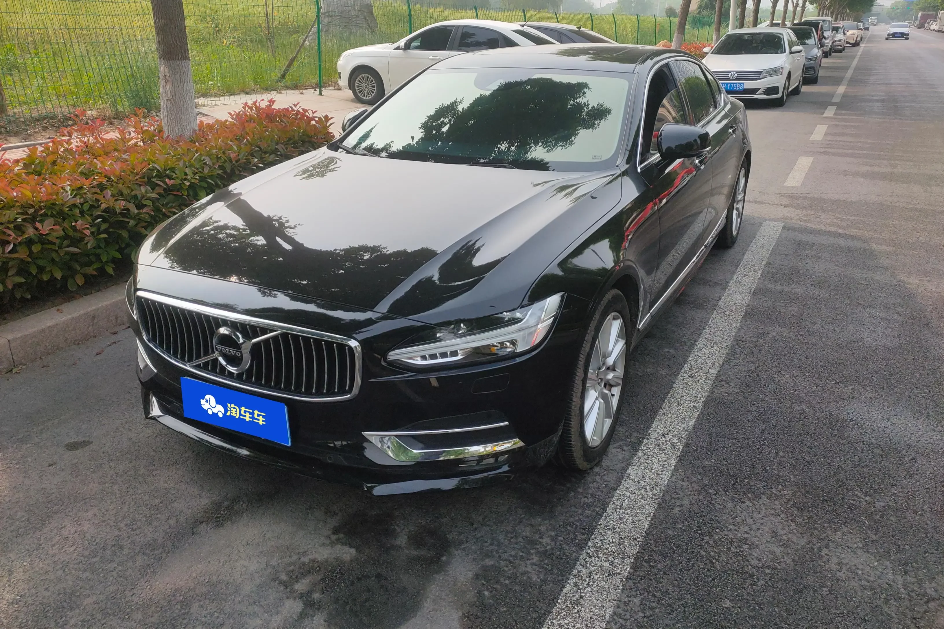 Volvo S90