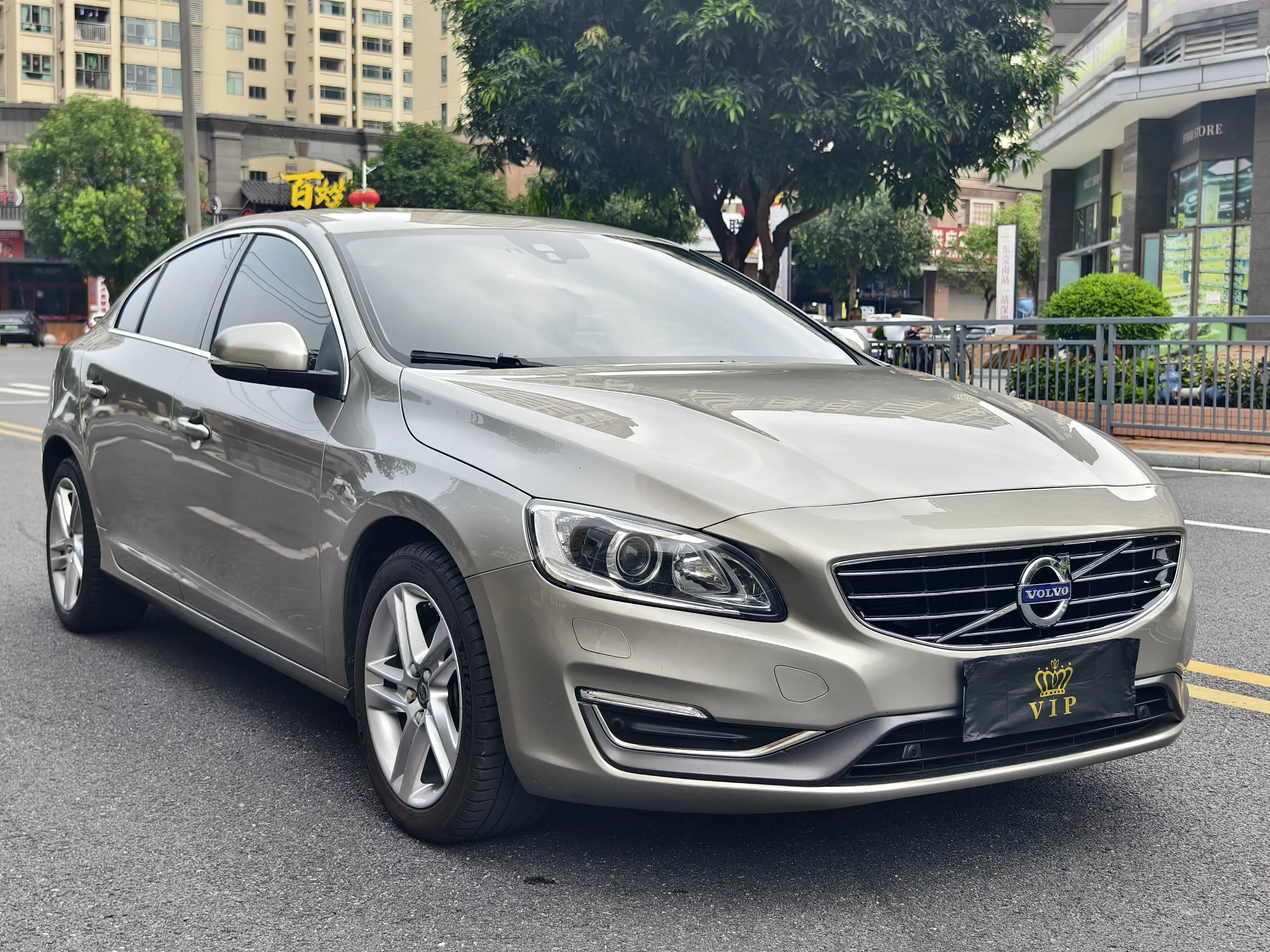 Volvo S60