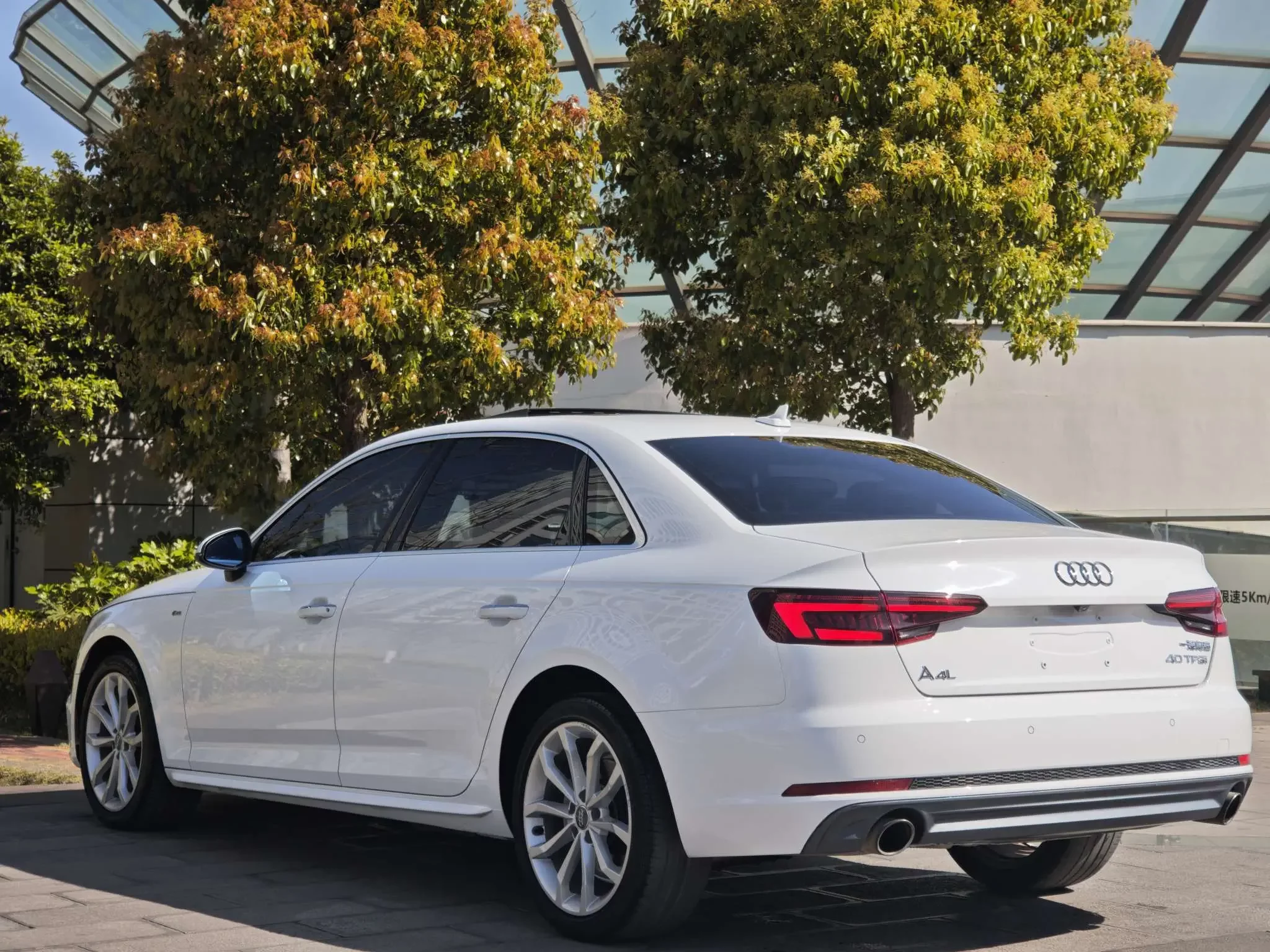 Audi A4L