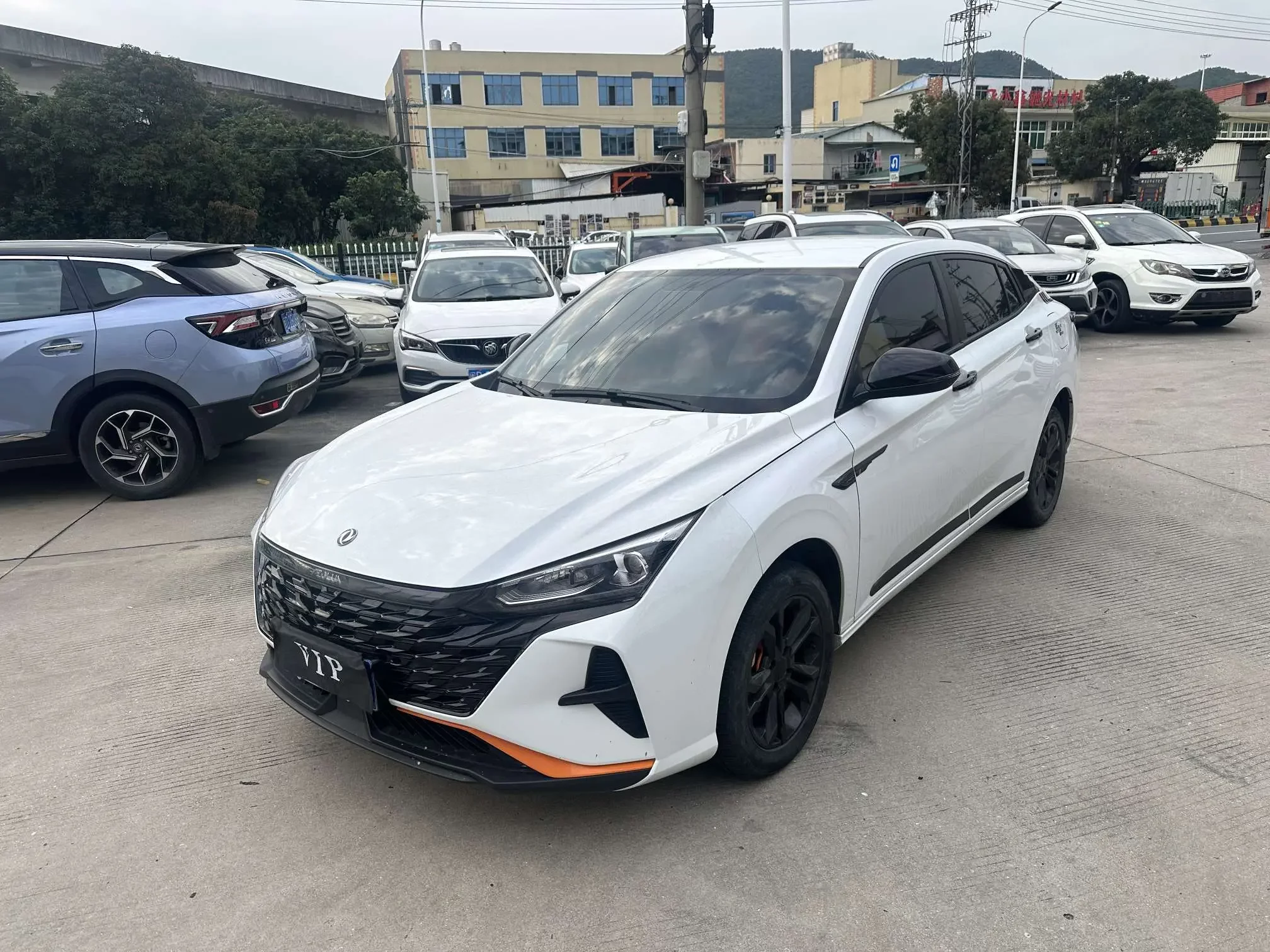 Dongfeng Yixuan