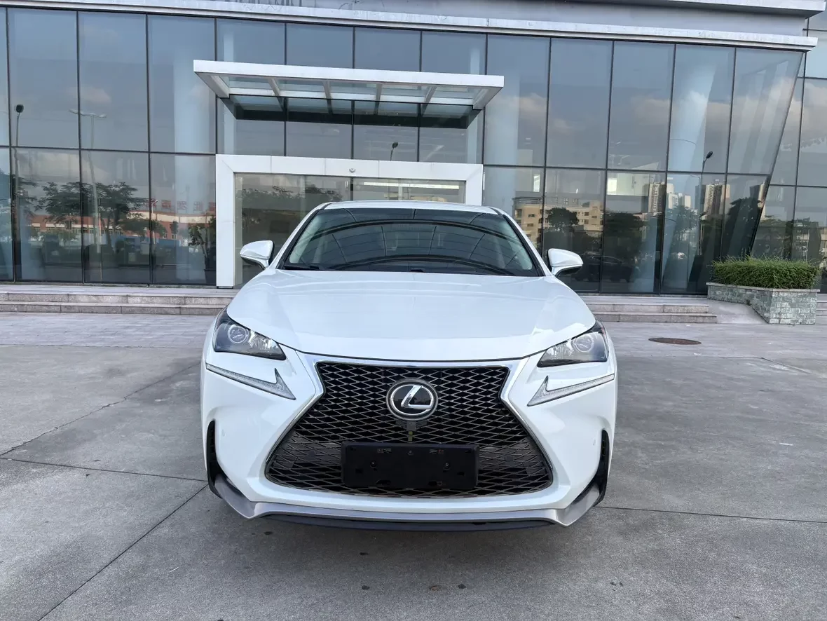 Lexus NX