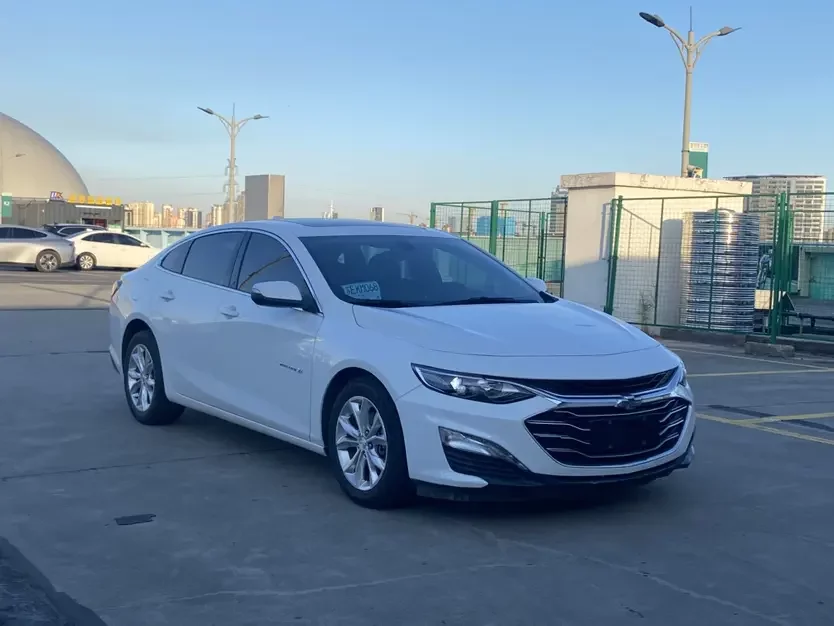 Chevrolet Malibu XL