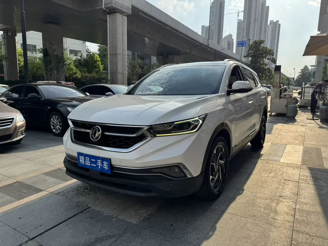 Dongfeng Fengshen AX7