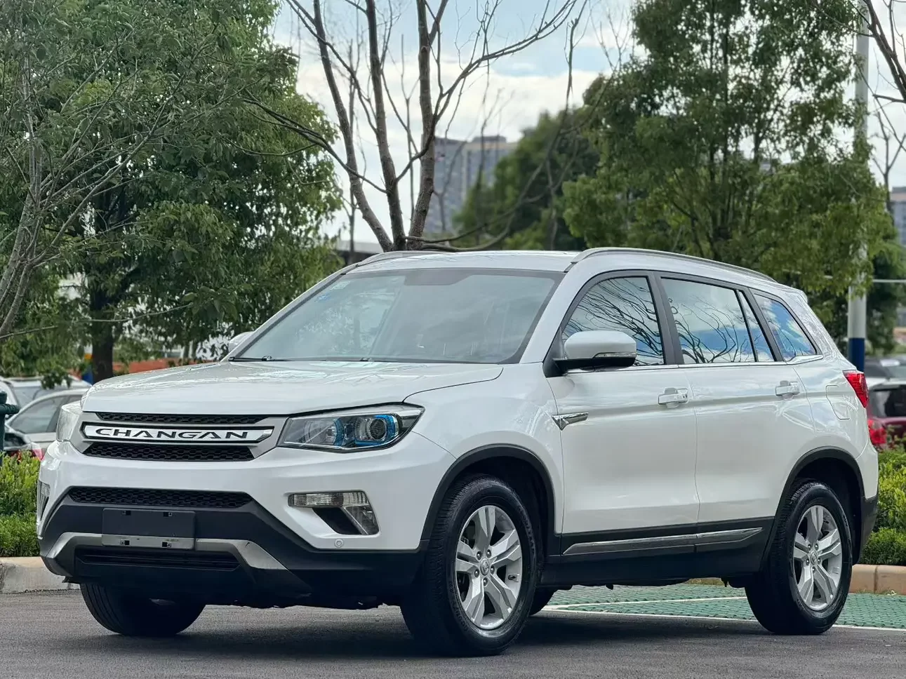 Changan CS75