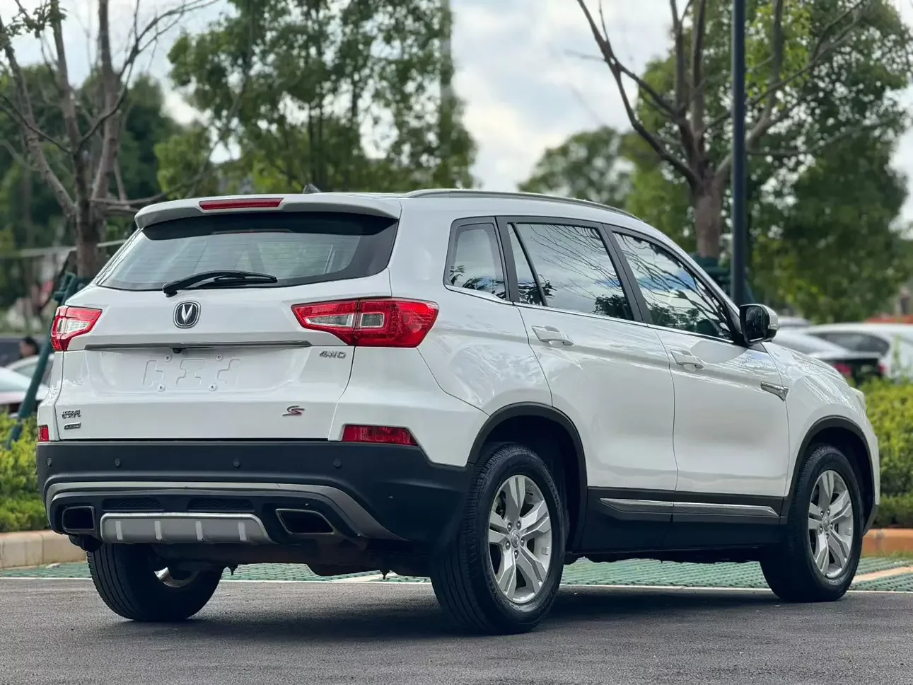 Changan CS75