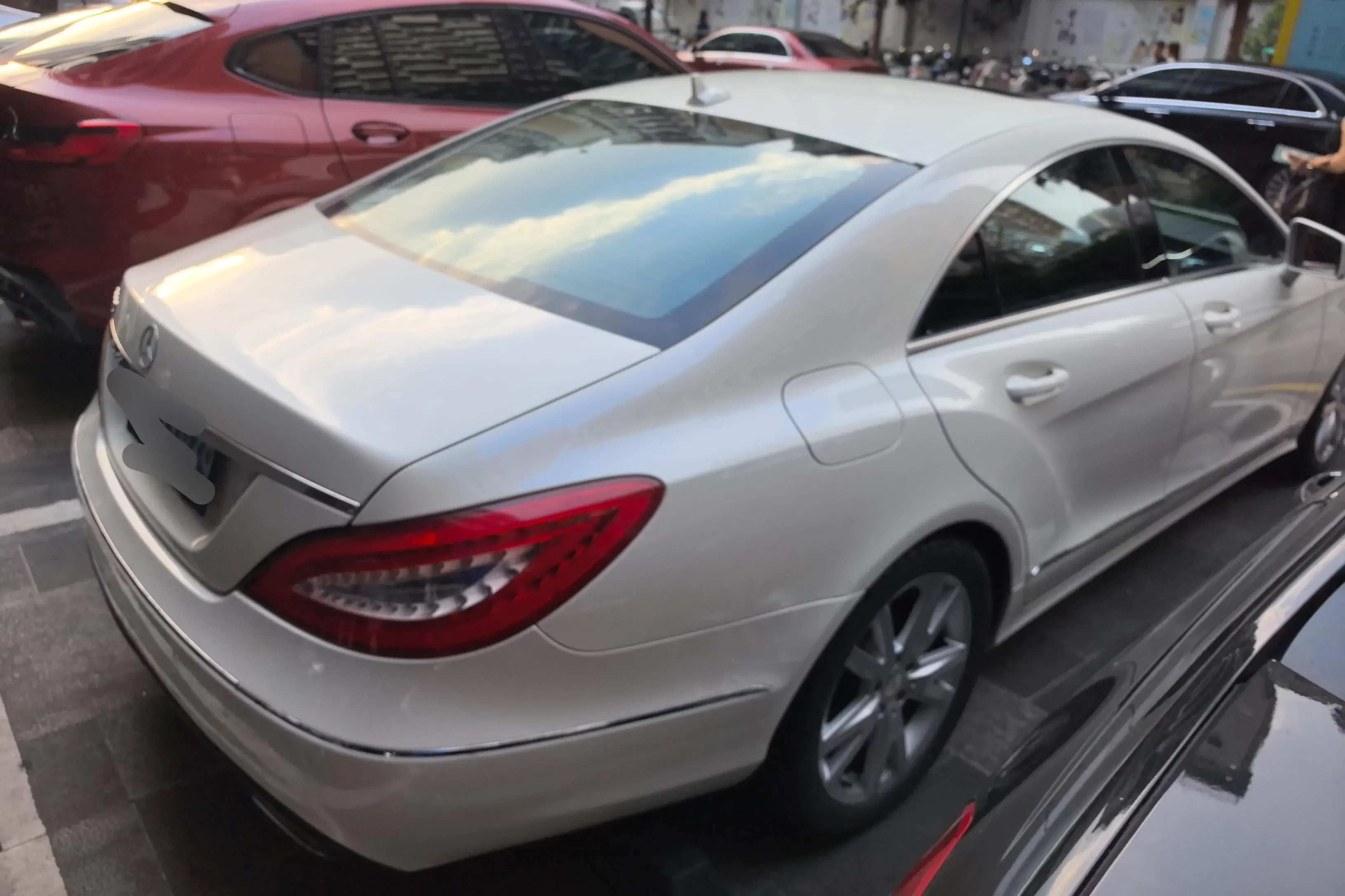 Mercedes-Benz CLS