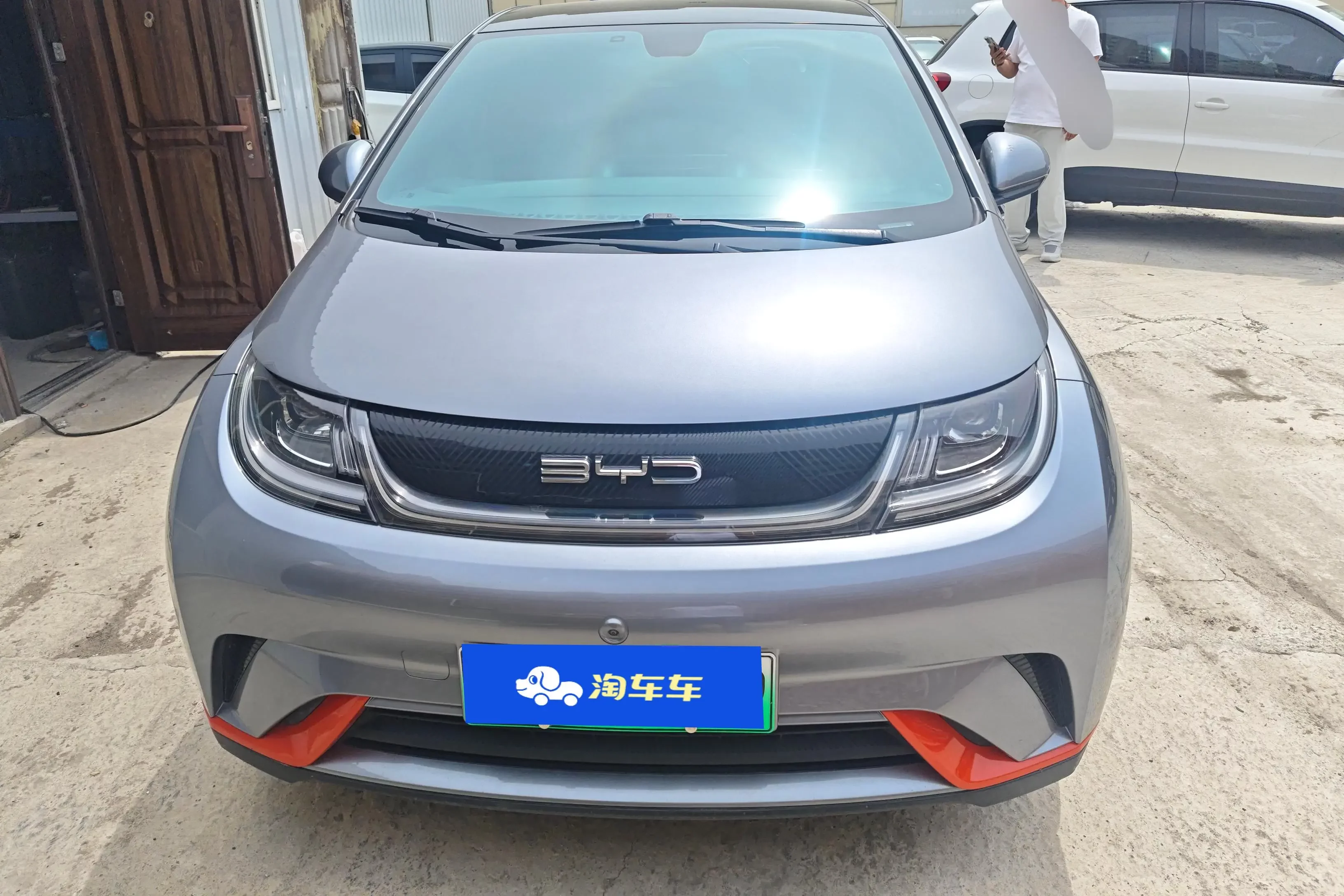 BYD dolphin