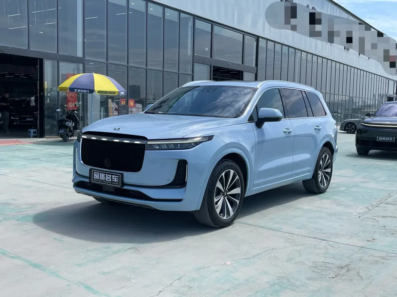 Li ONE (Ideal ONE)  из Китая