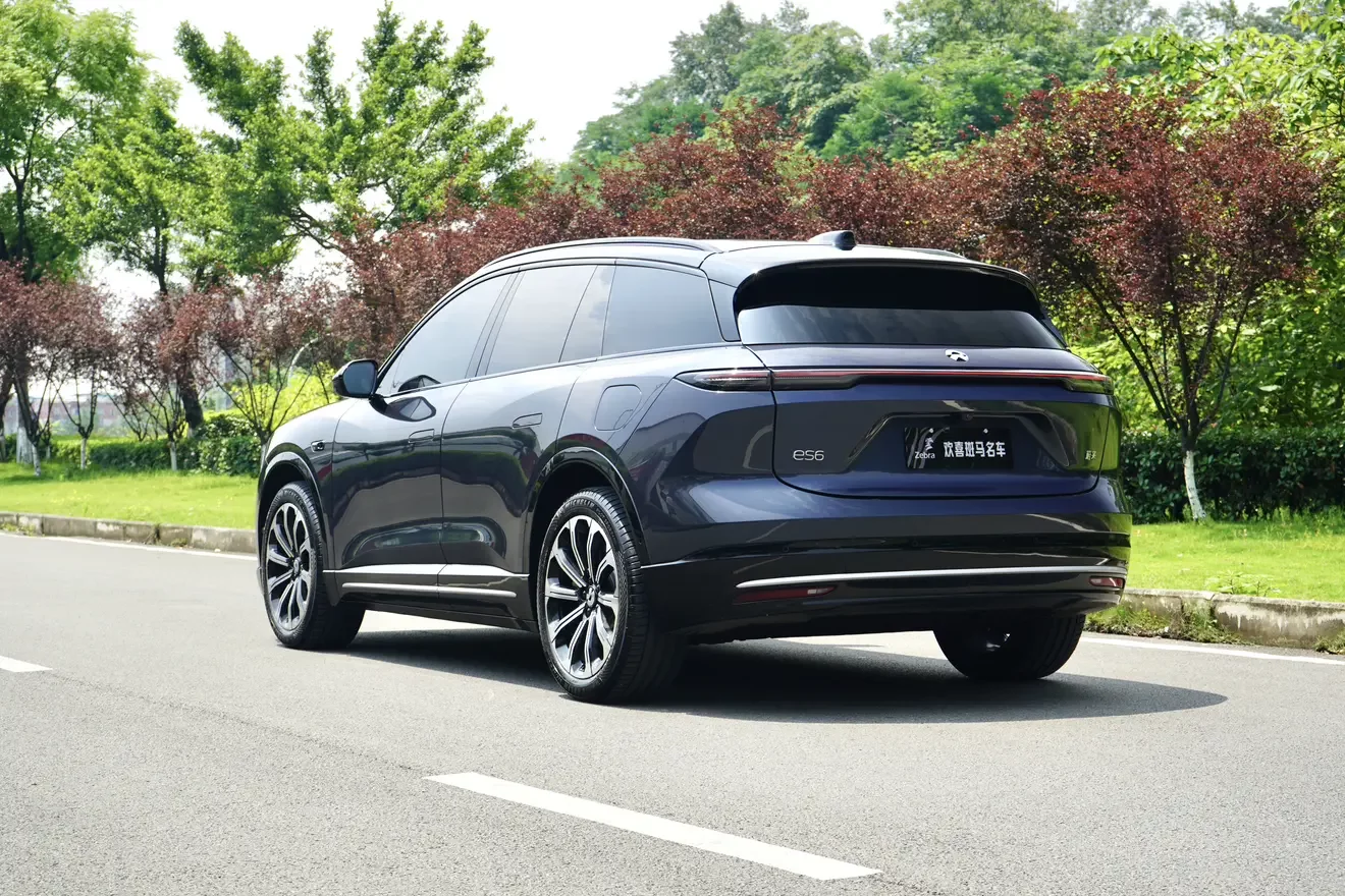 NIO ES6