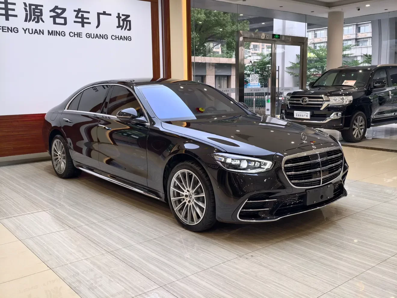 Mercedes-Benz S Class