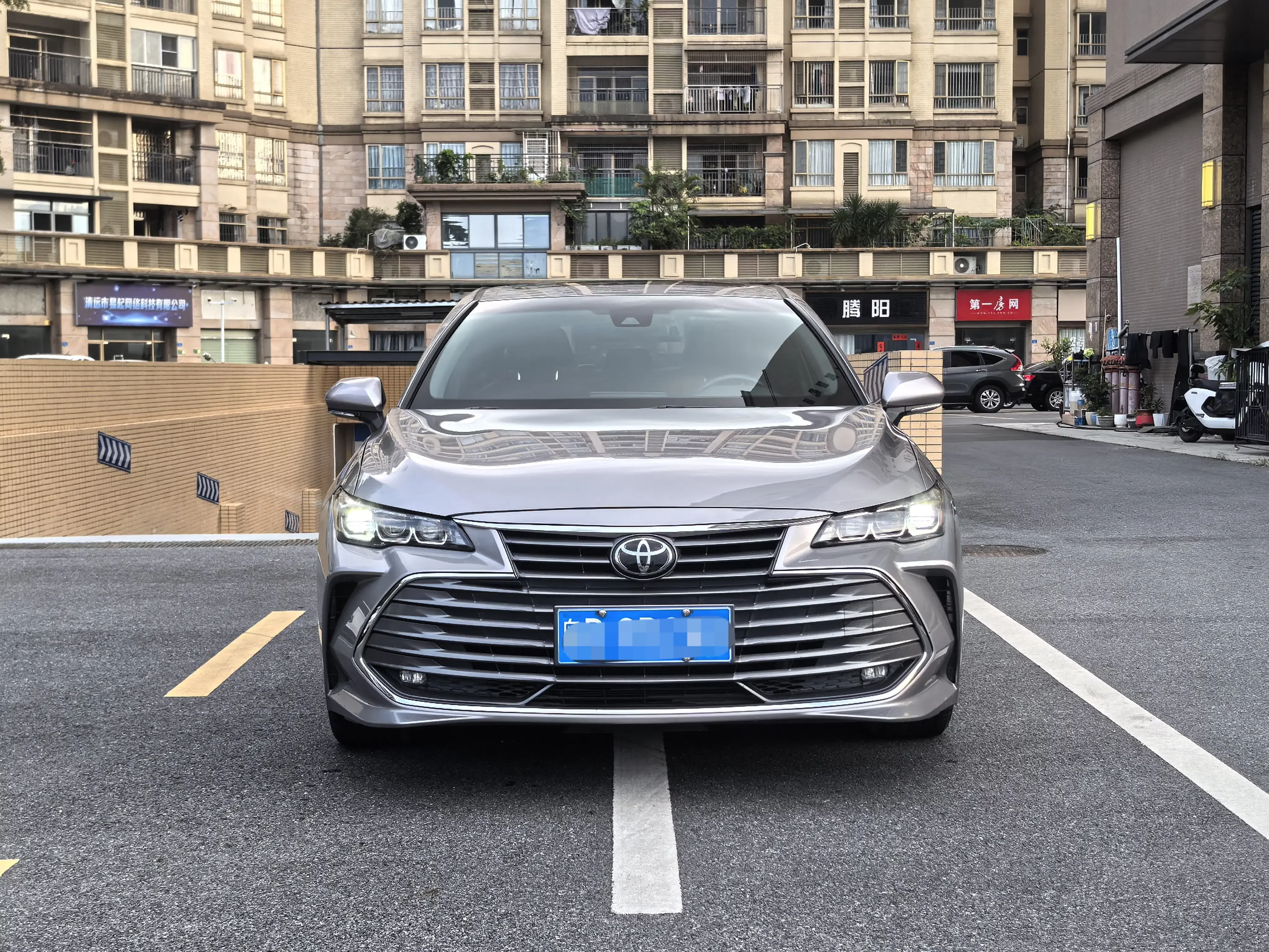 Toyota Avalon