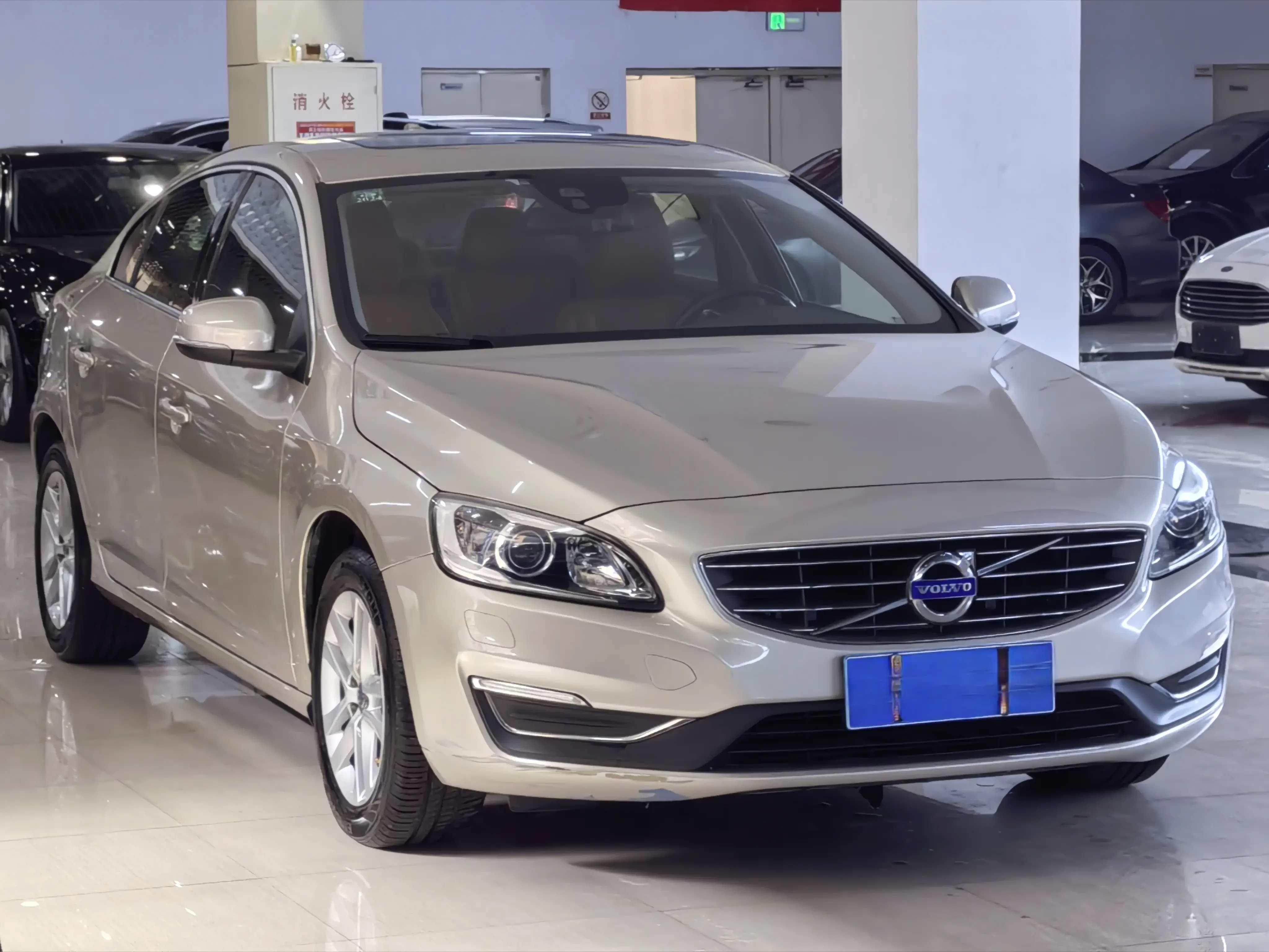Volvo S60