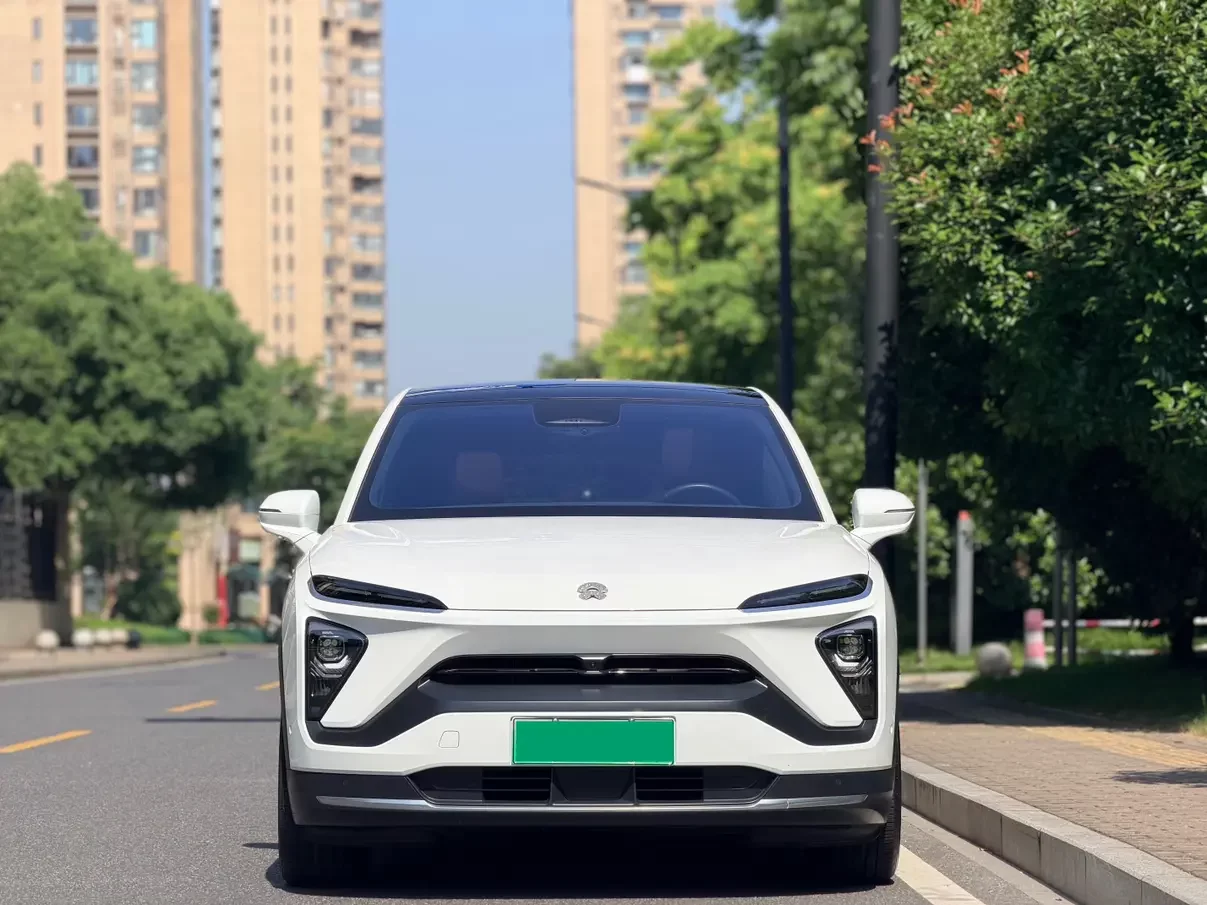 NIO EC6
