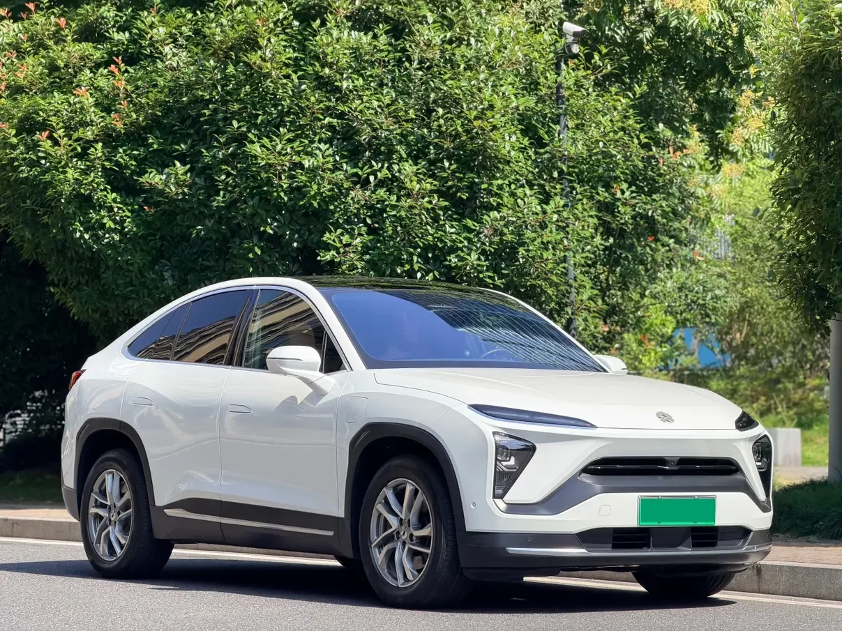NIO EC6