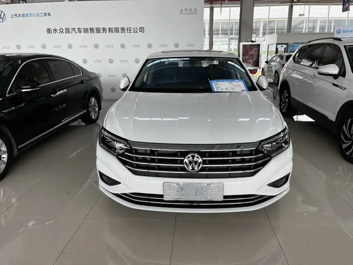 Volkswagen Sagitar