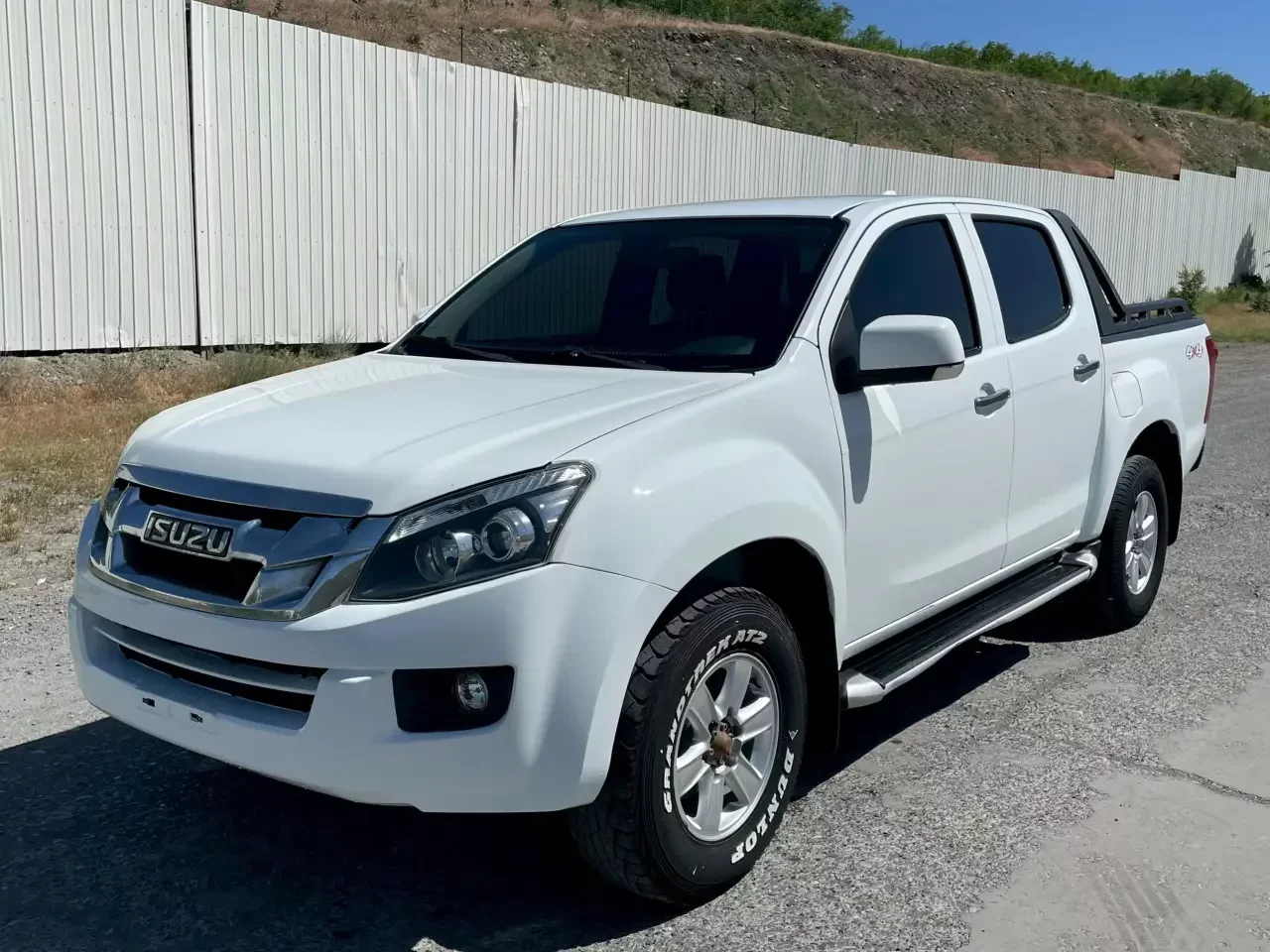 Isuzu Suzutaku