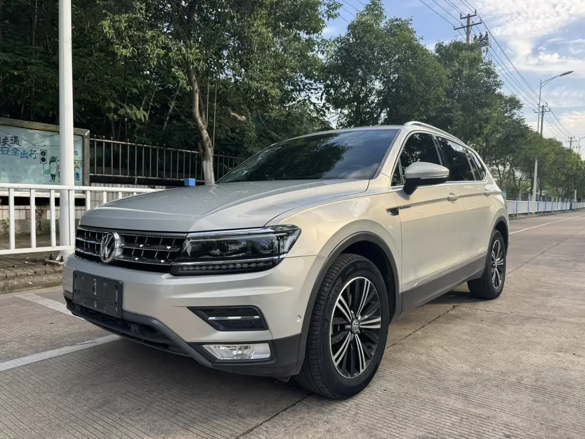 Volkswagen Tiguan L