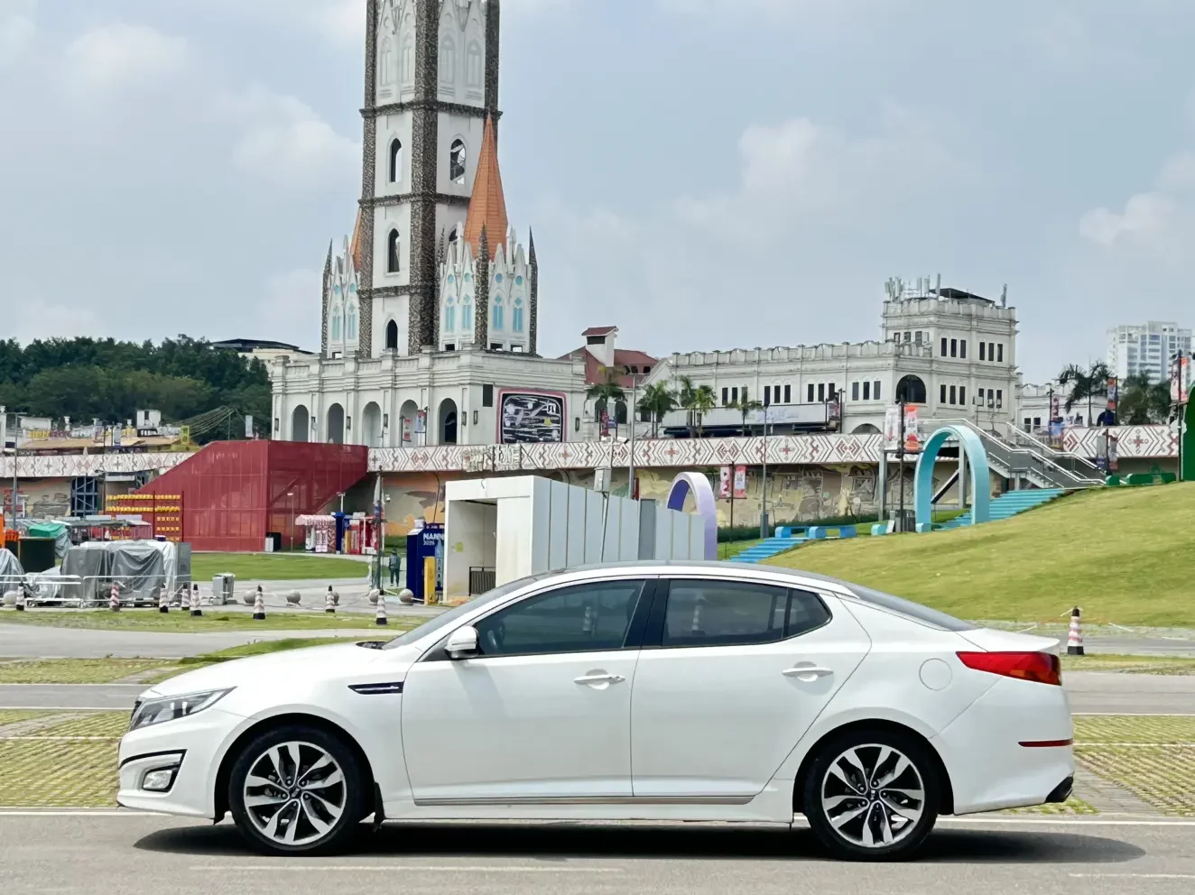 Kia K5