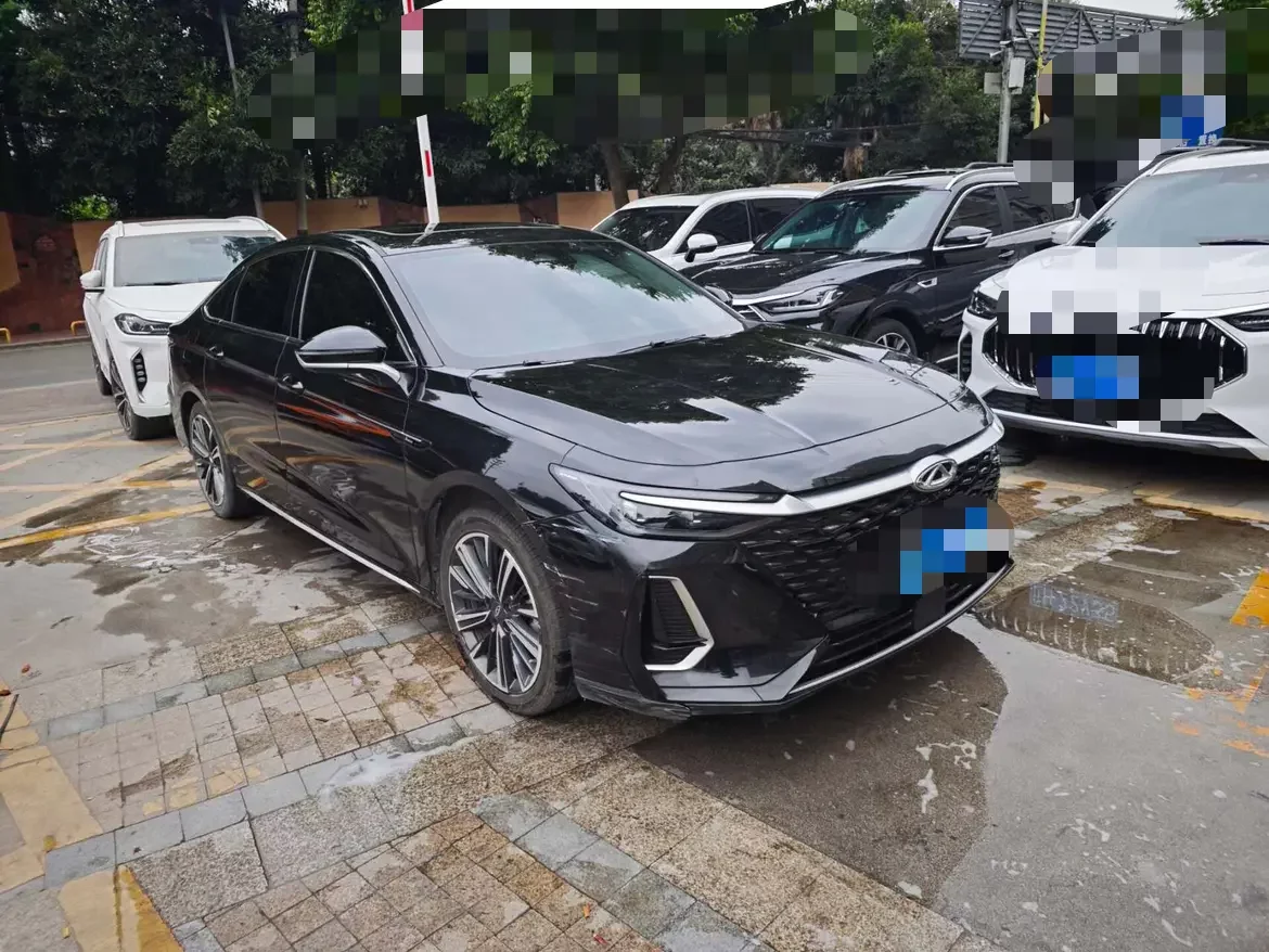 Chery Arrizo 8