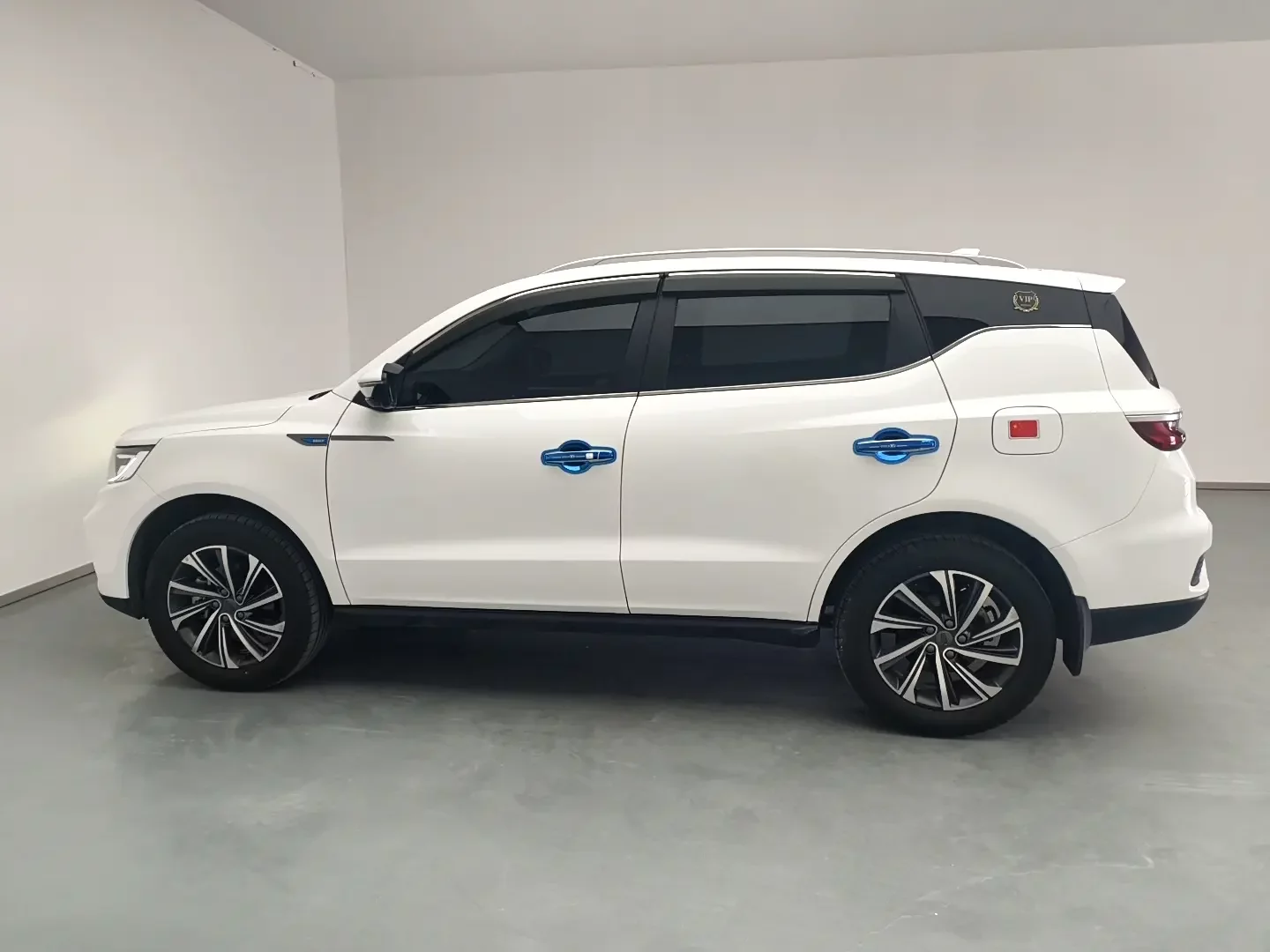 Geely Vision X6