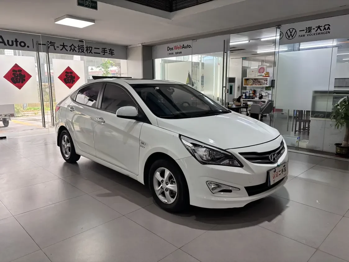 Hyundai Verna