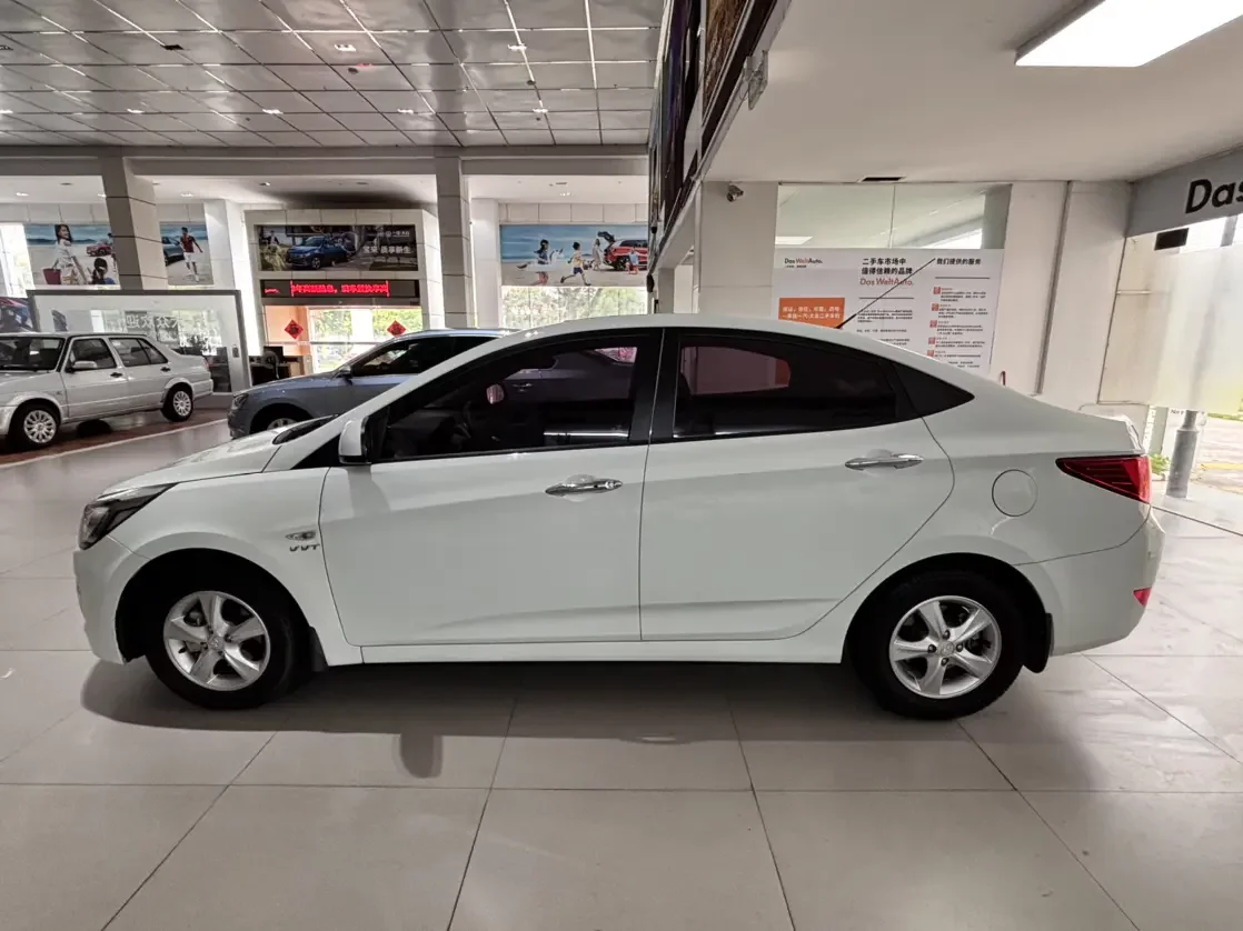 Hyundai Verna