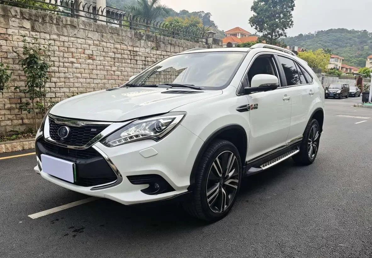 BYD Tang DM
