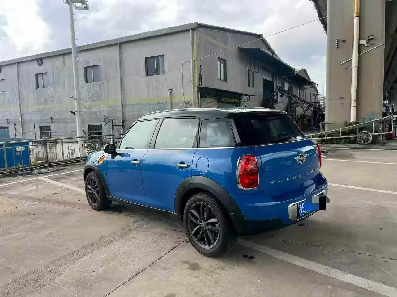 MINI COUNTRYMAN
