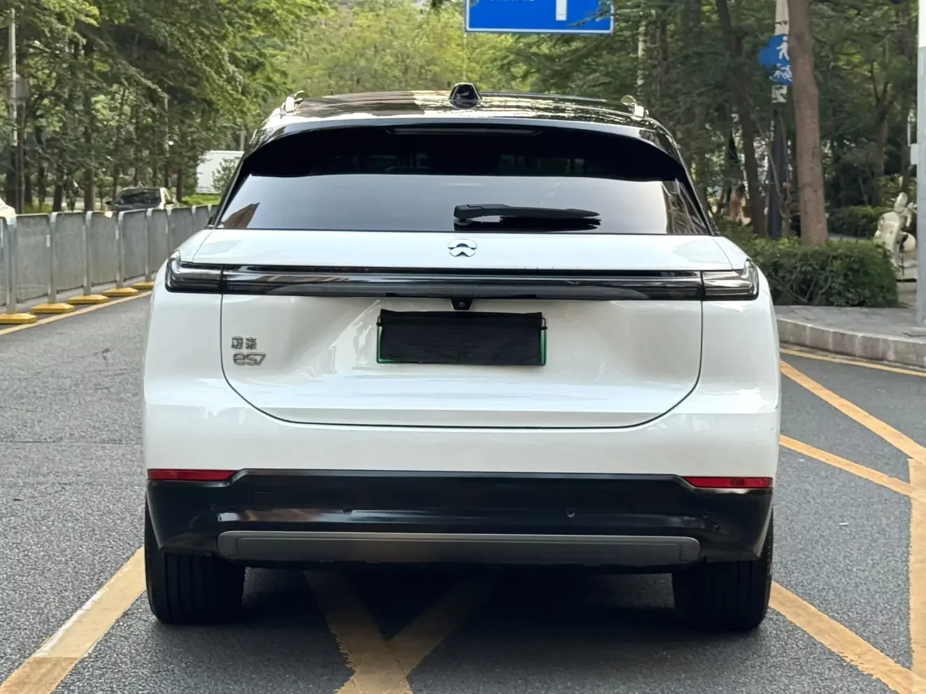 NIO ES7
