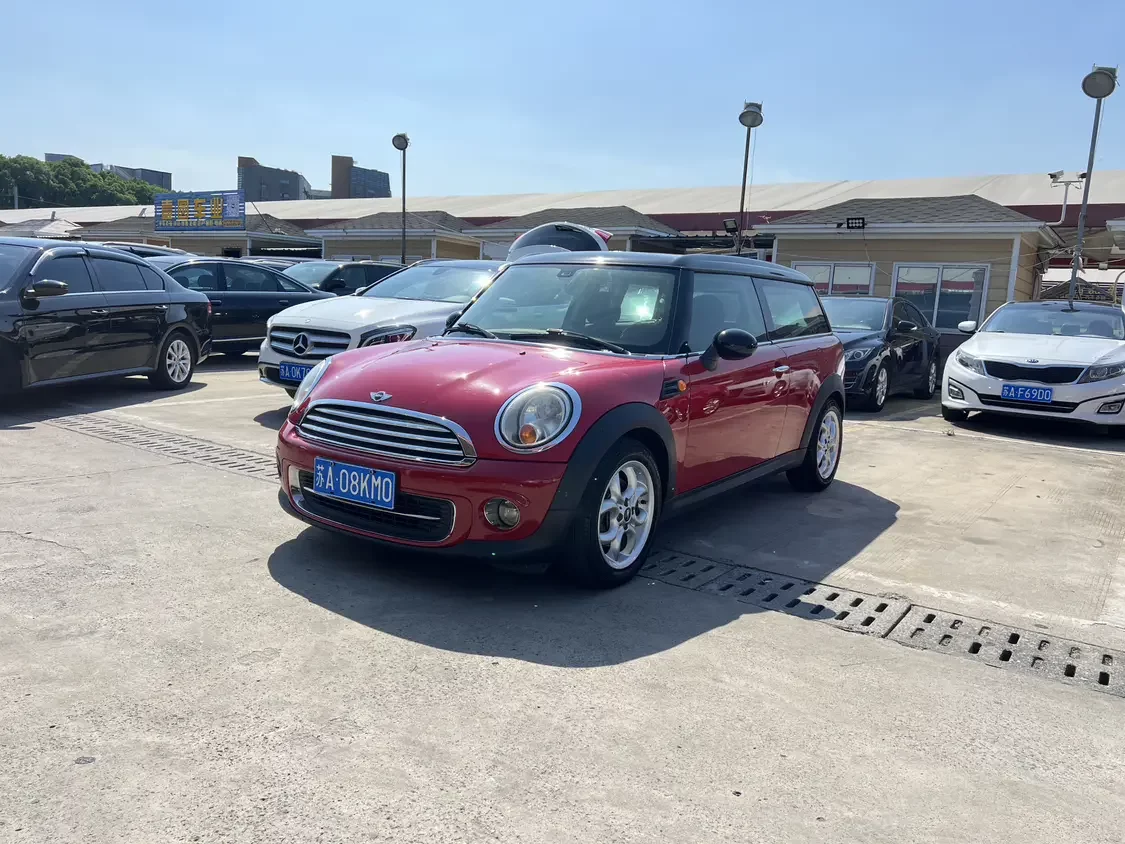 MINI CLUBMAN