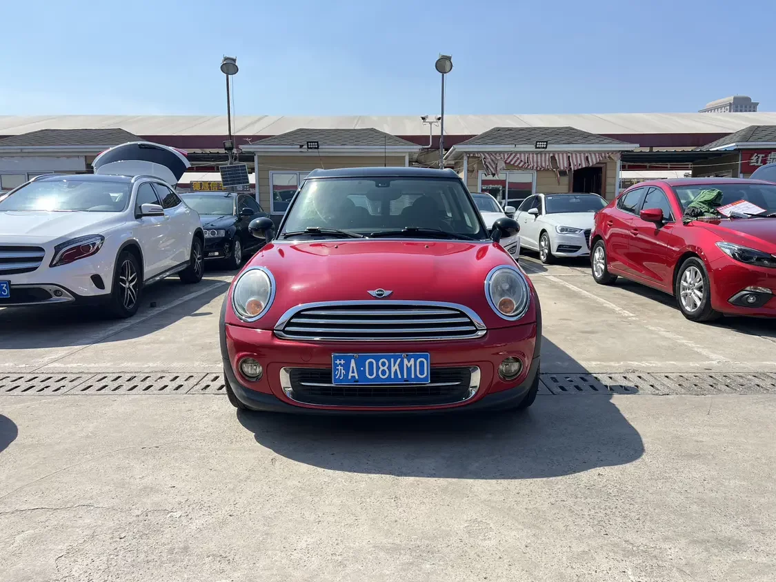 MINI CLUBMAN