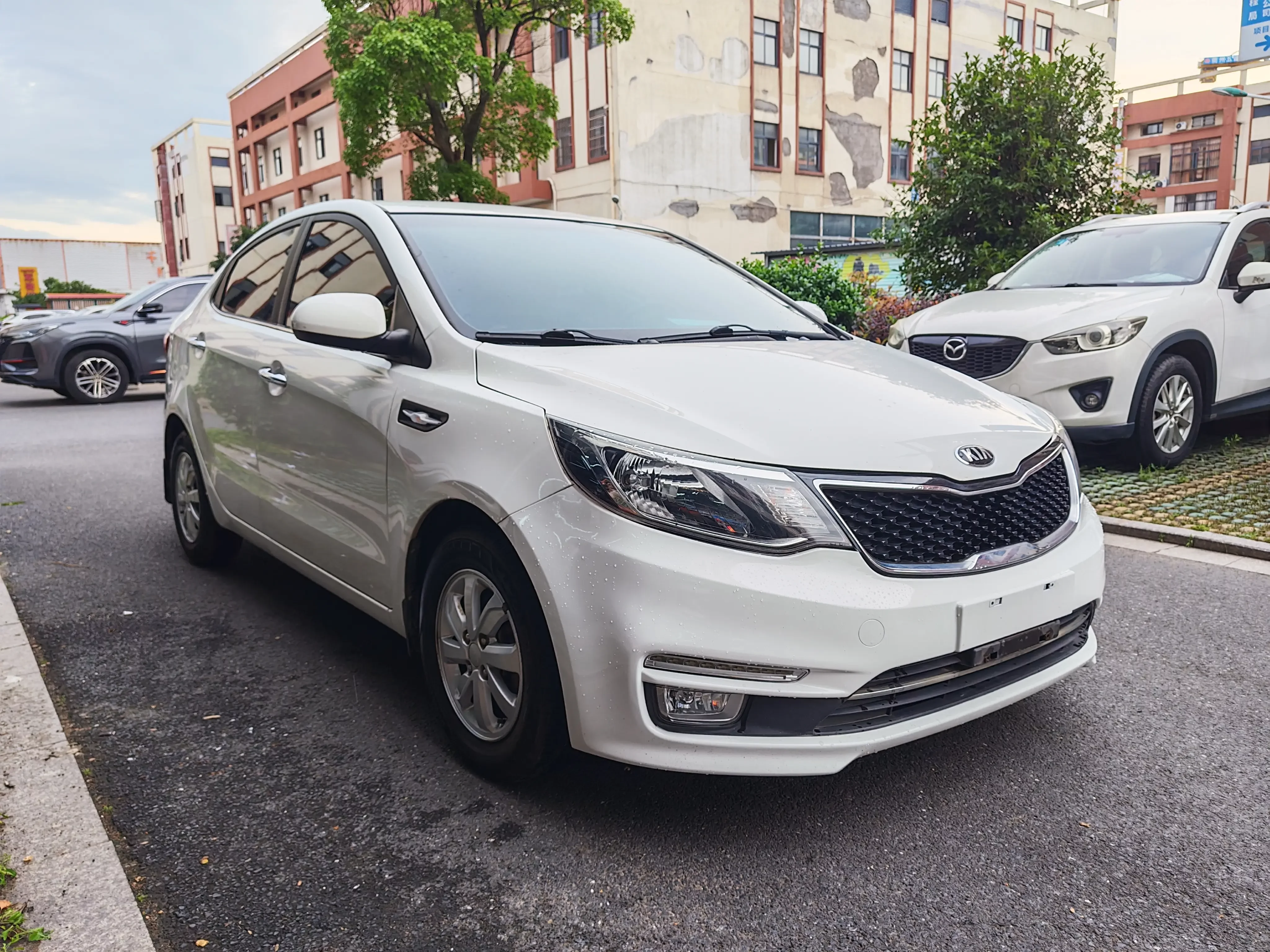 Kia K2