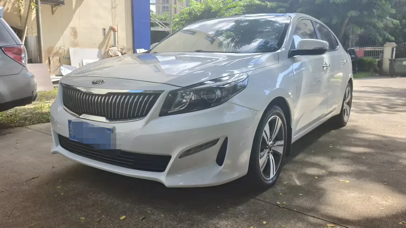 Kia K4