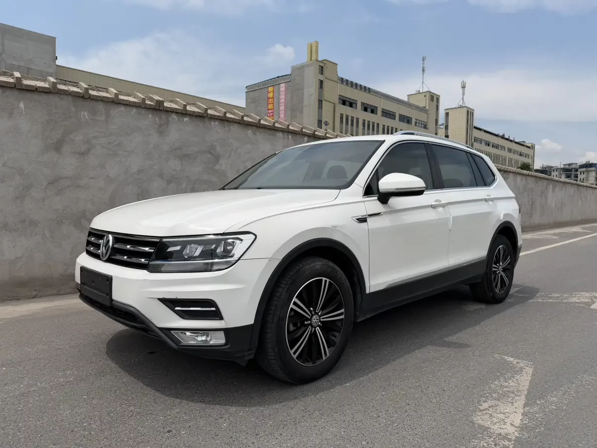 Volkswagen Tiguan L