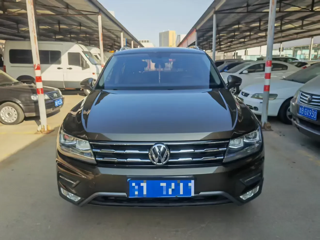 Volkswagen Tiguan L