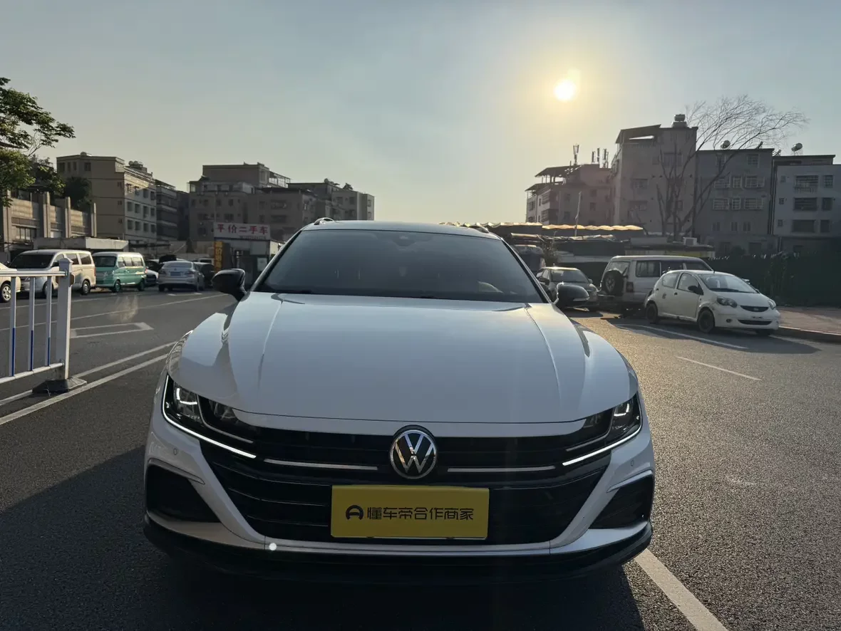 Volkswagen Arteon (CC)  из Китая