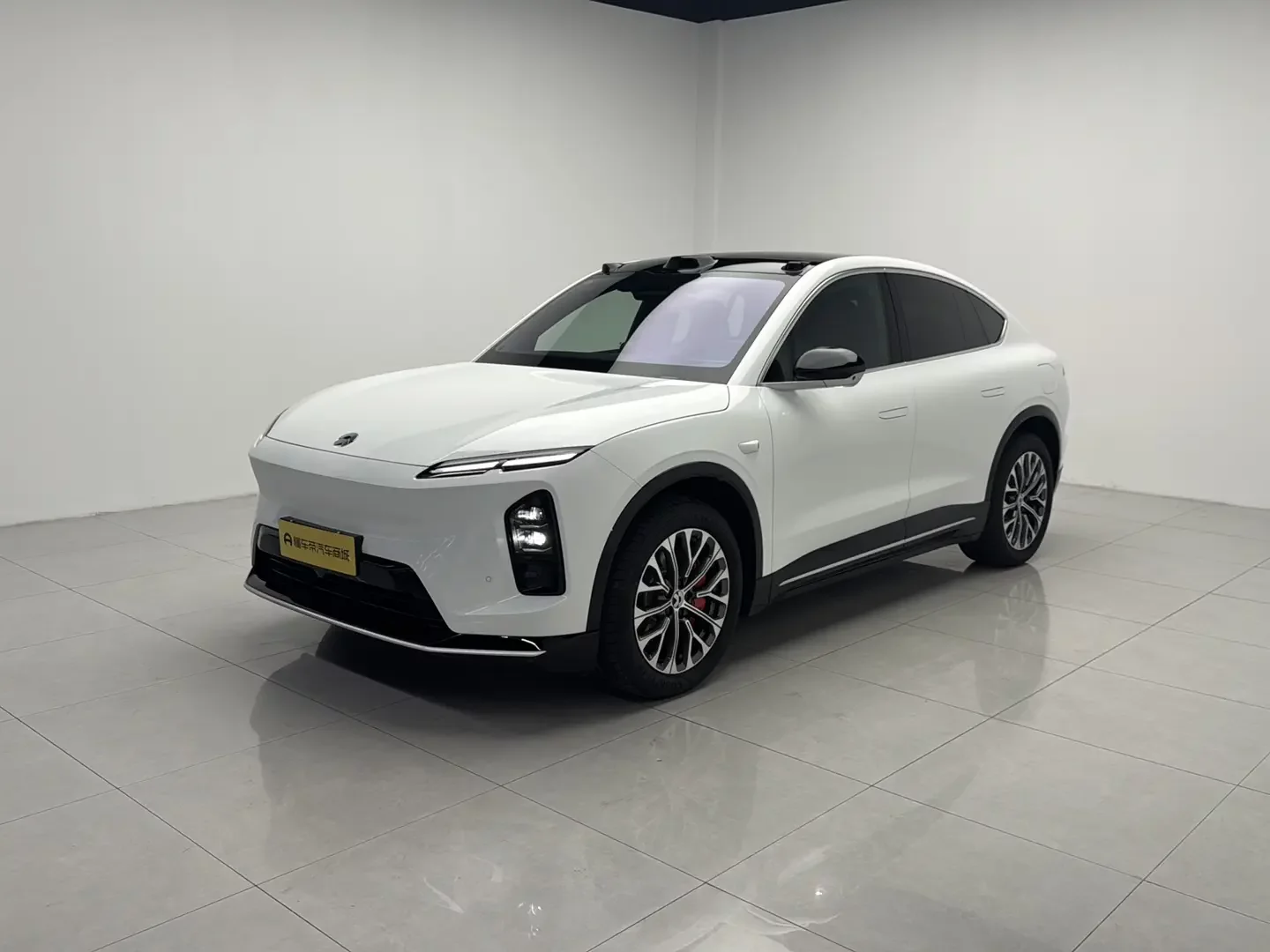 NIO EC6