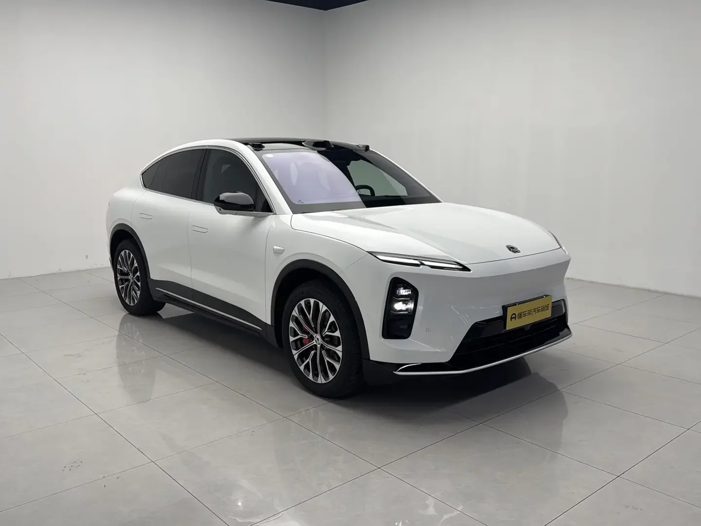 NIO EC6