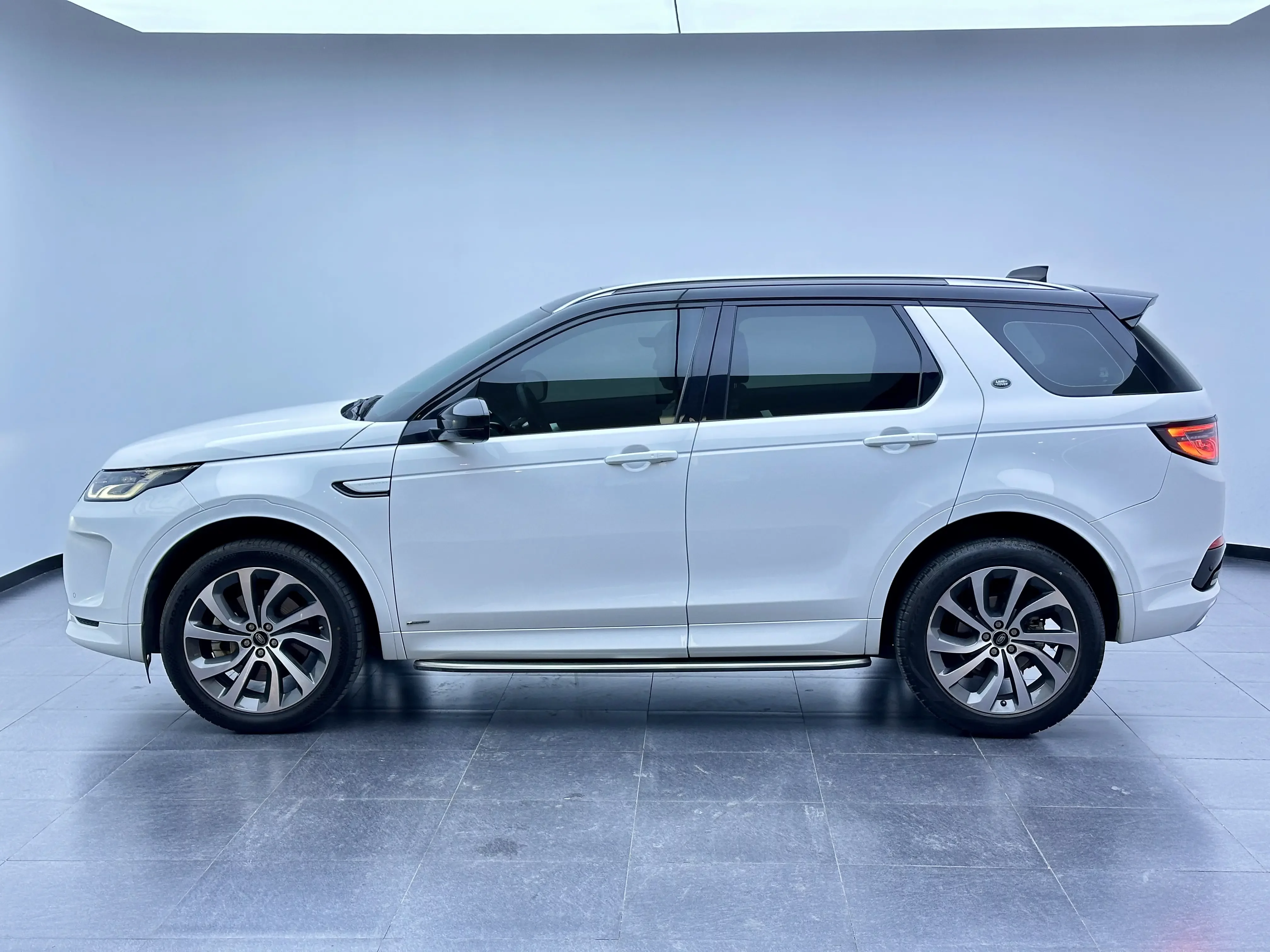 Land Rover Discover Sports