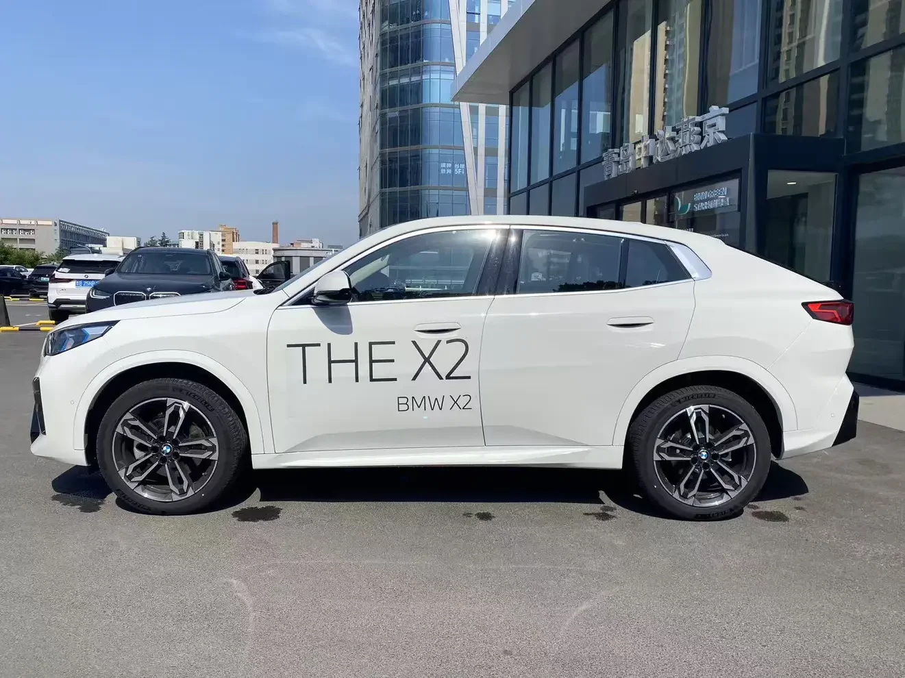 BMW X2