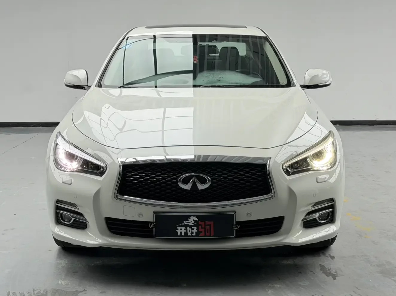 Infiniti Q50L