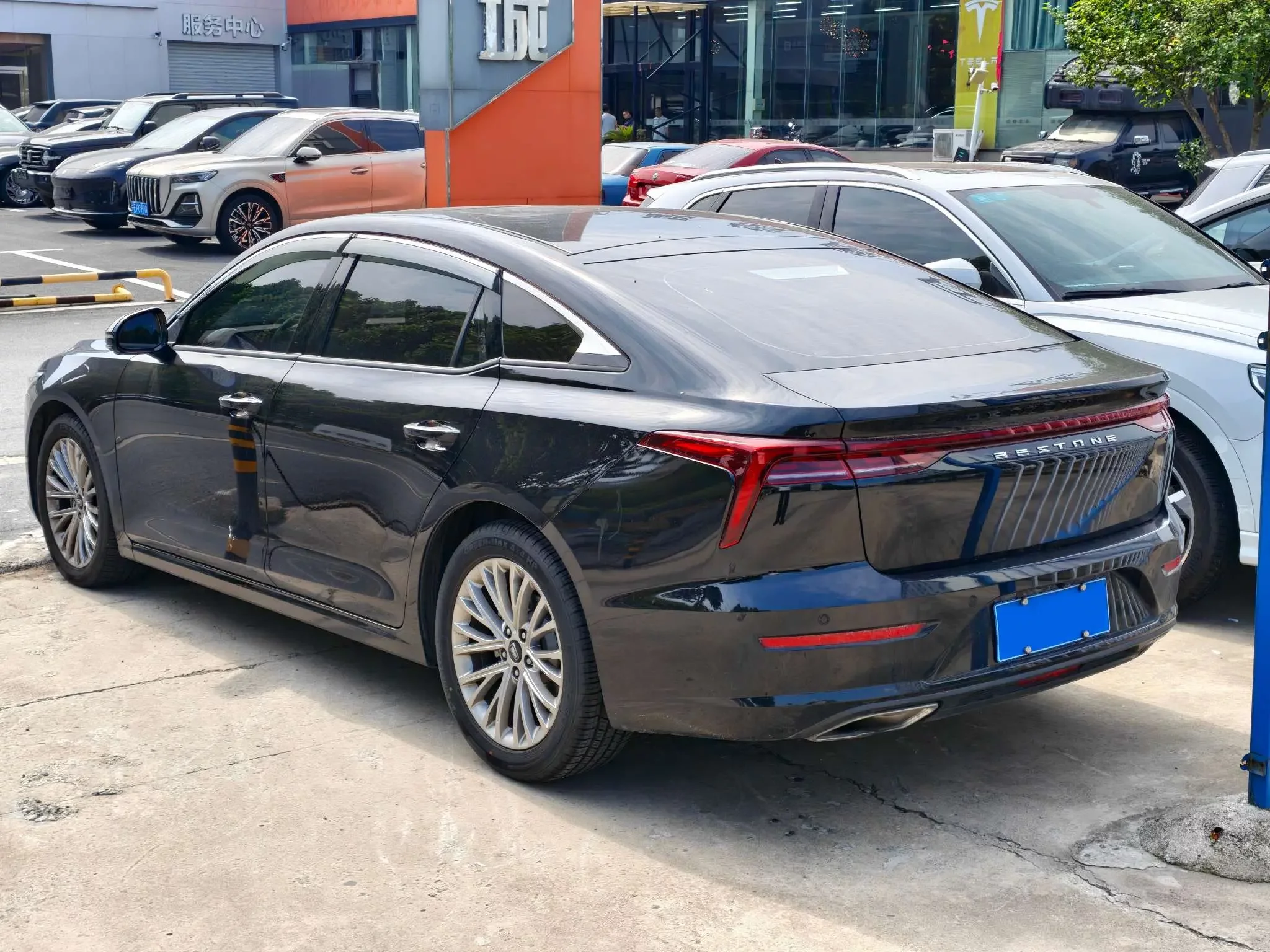 FAW Bestune B70