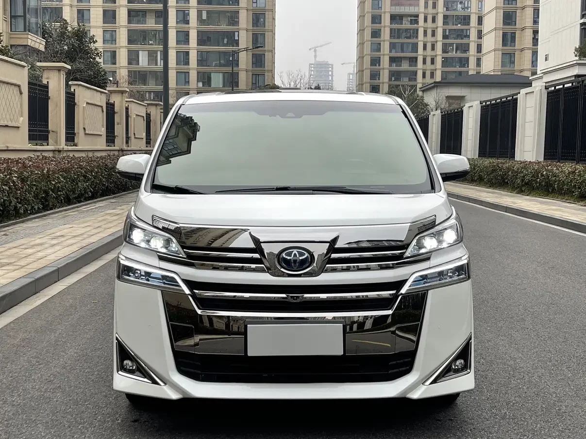 Toyota Crown Wellfire