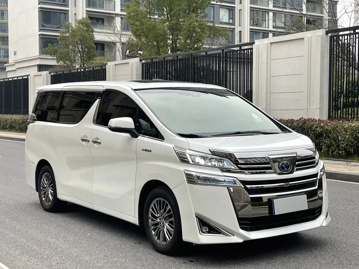Toyota Crown Wellfire