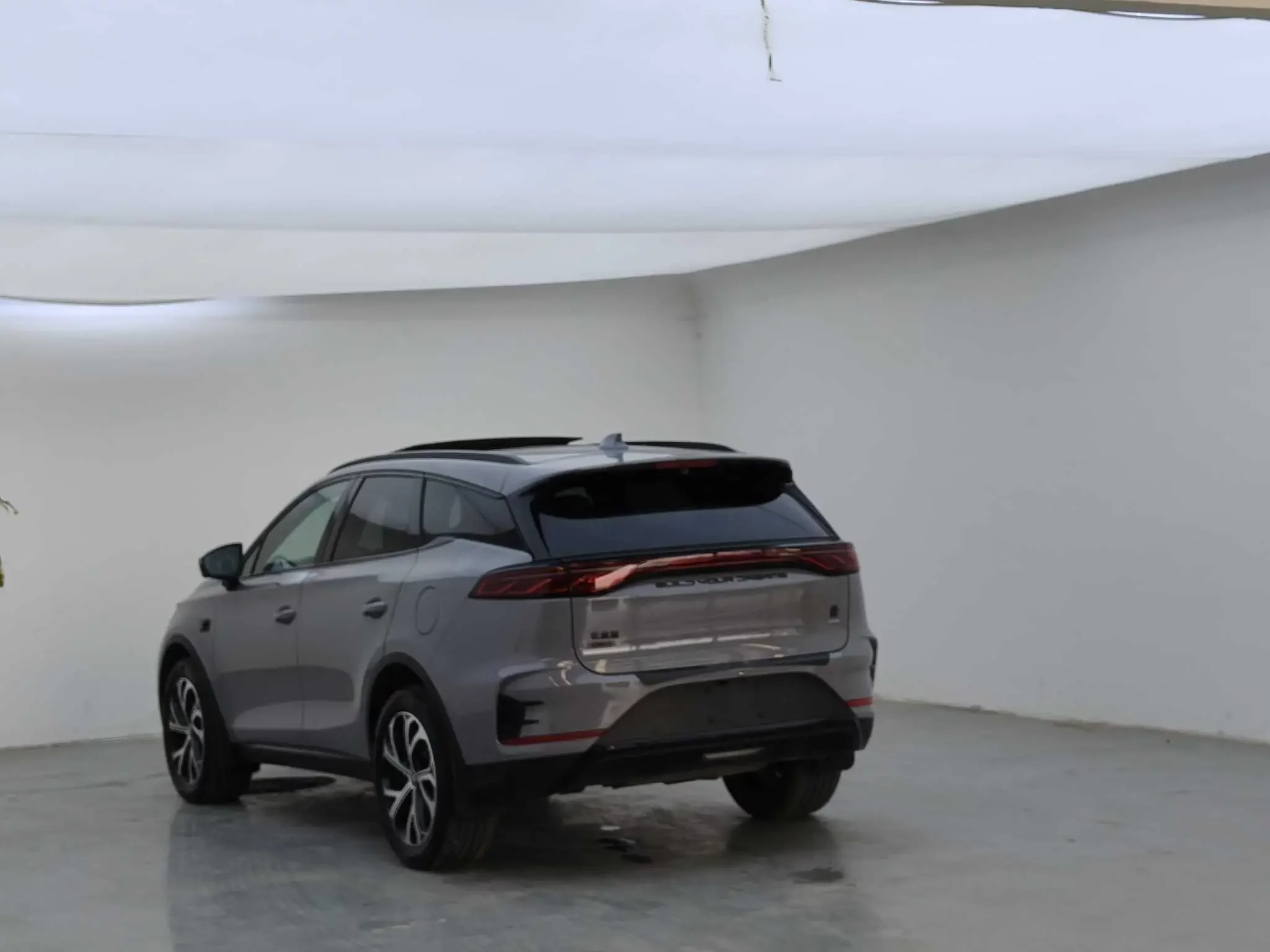 BYD Tang DM