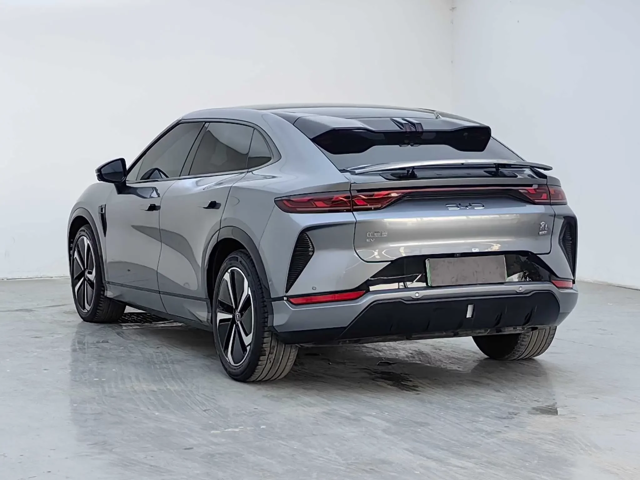 BYD Song L EV