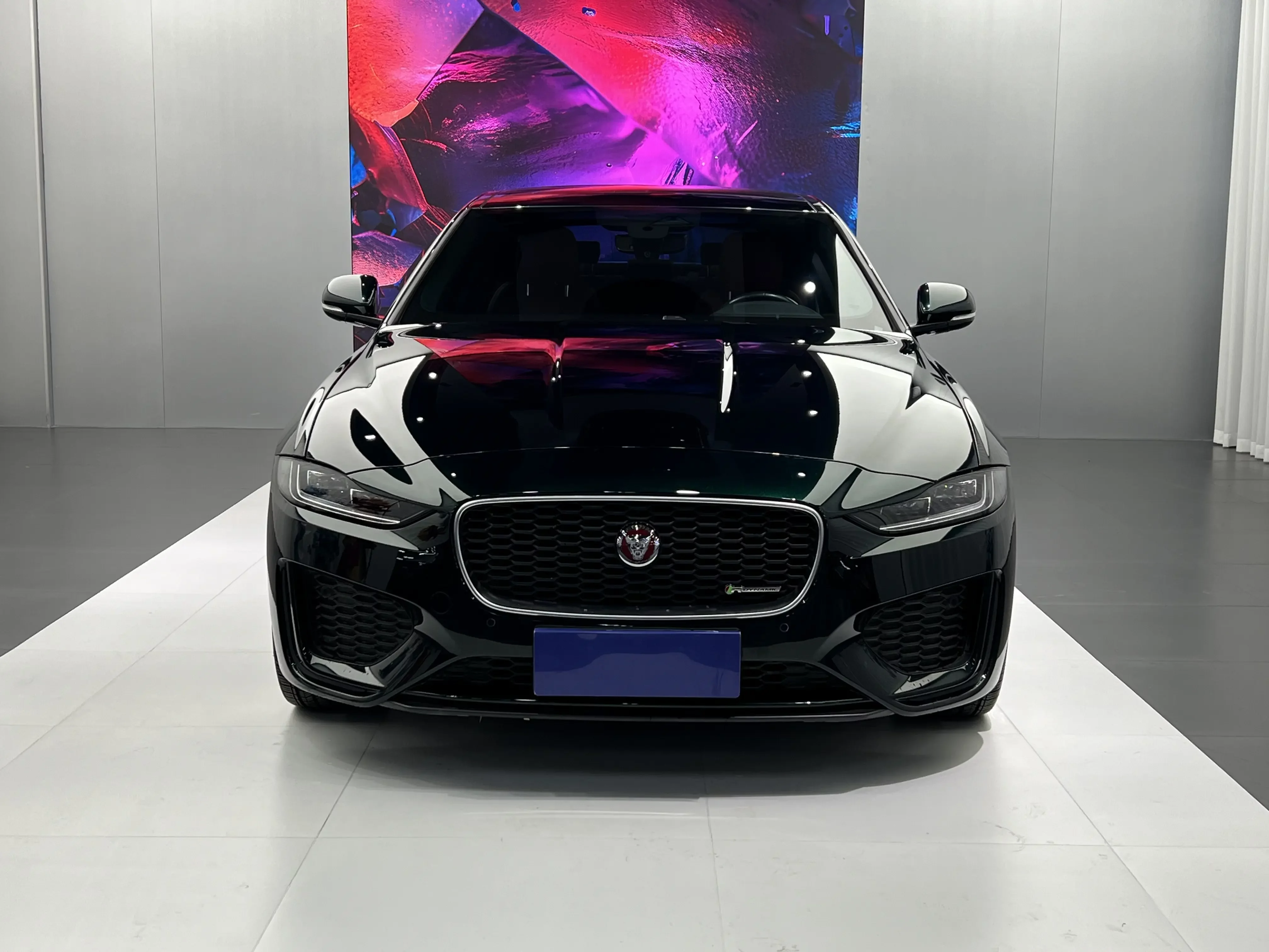 Jaguar XEL