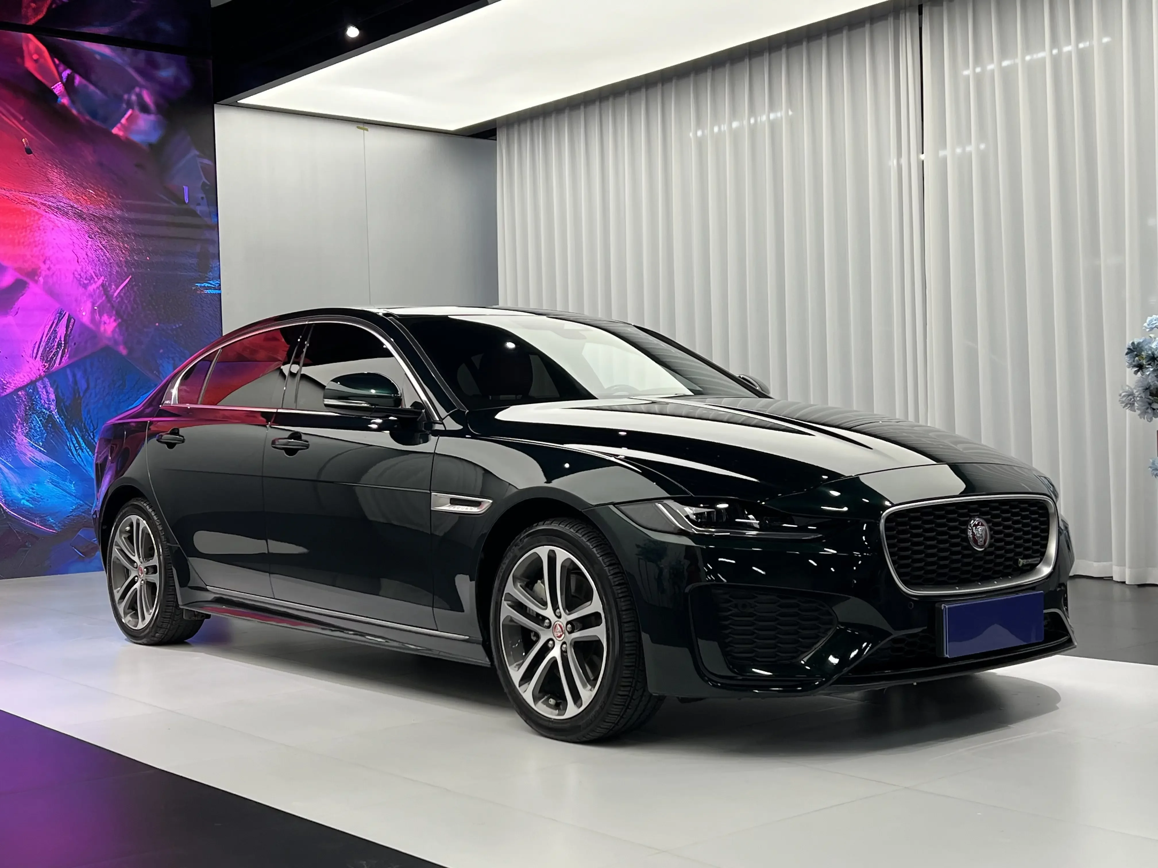 Jaguar XEL