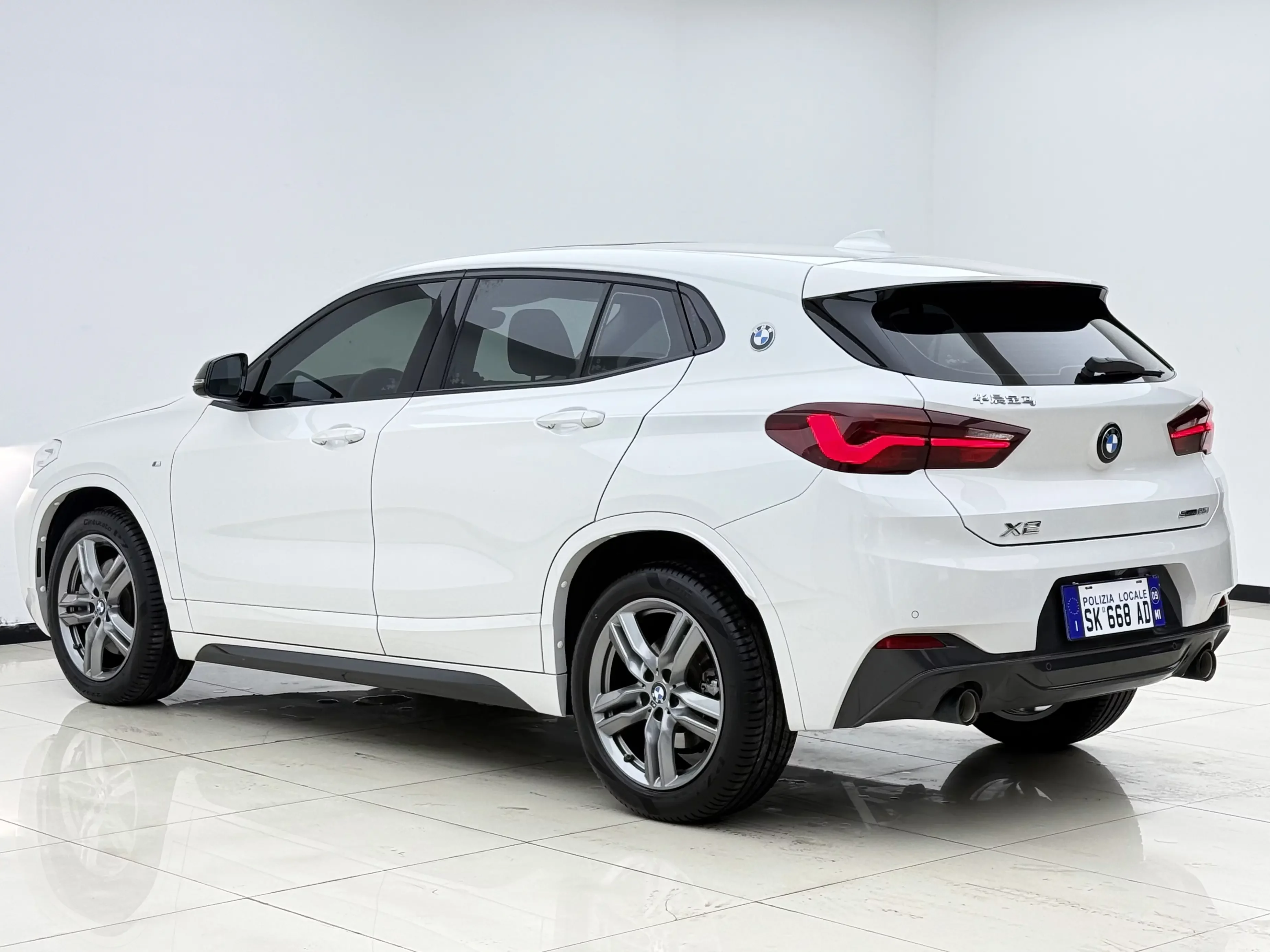 BMW X2